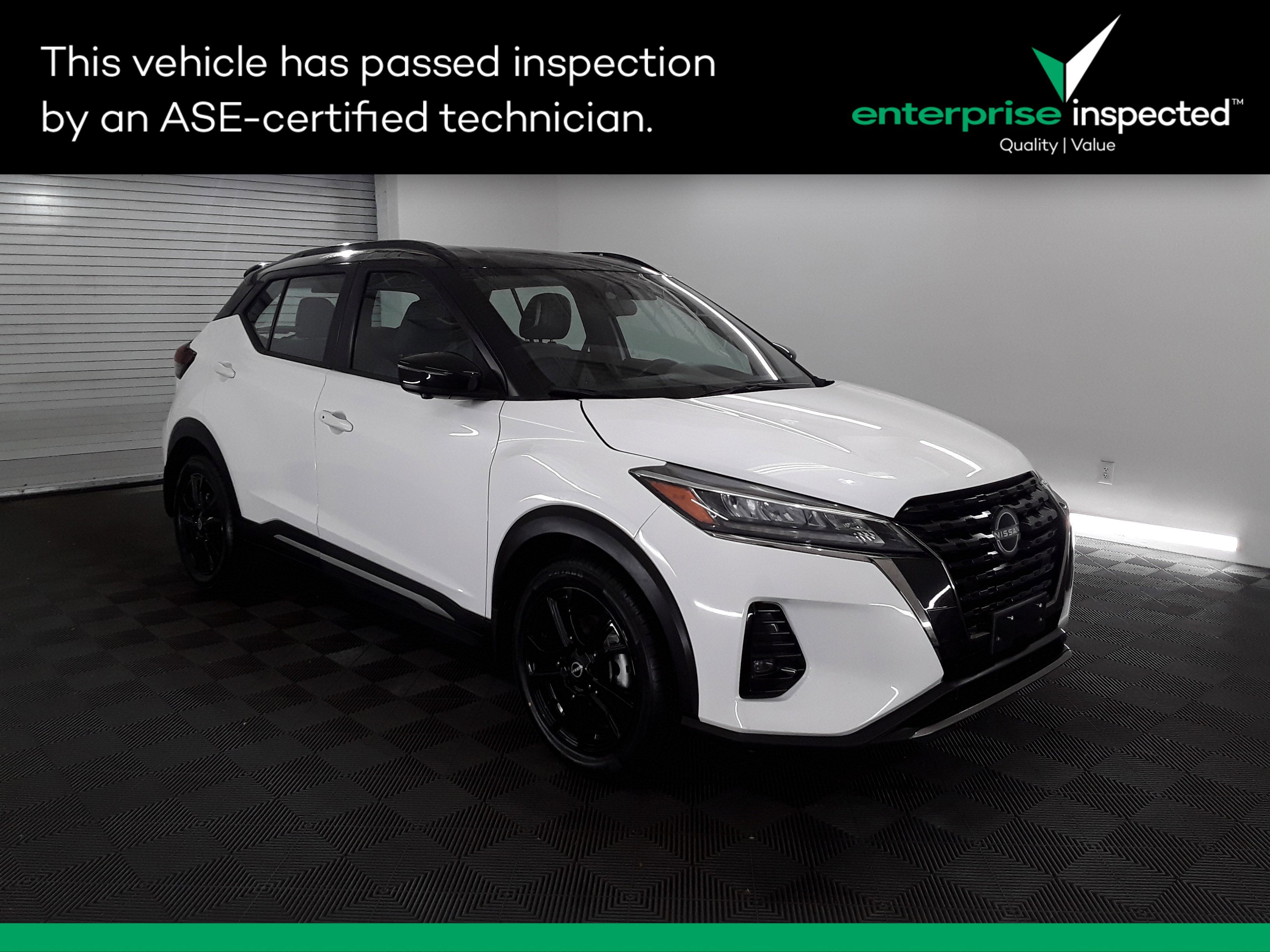 2023 Nissan Kicks SR FWD