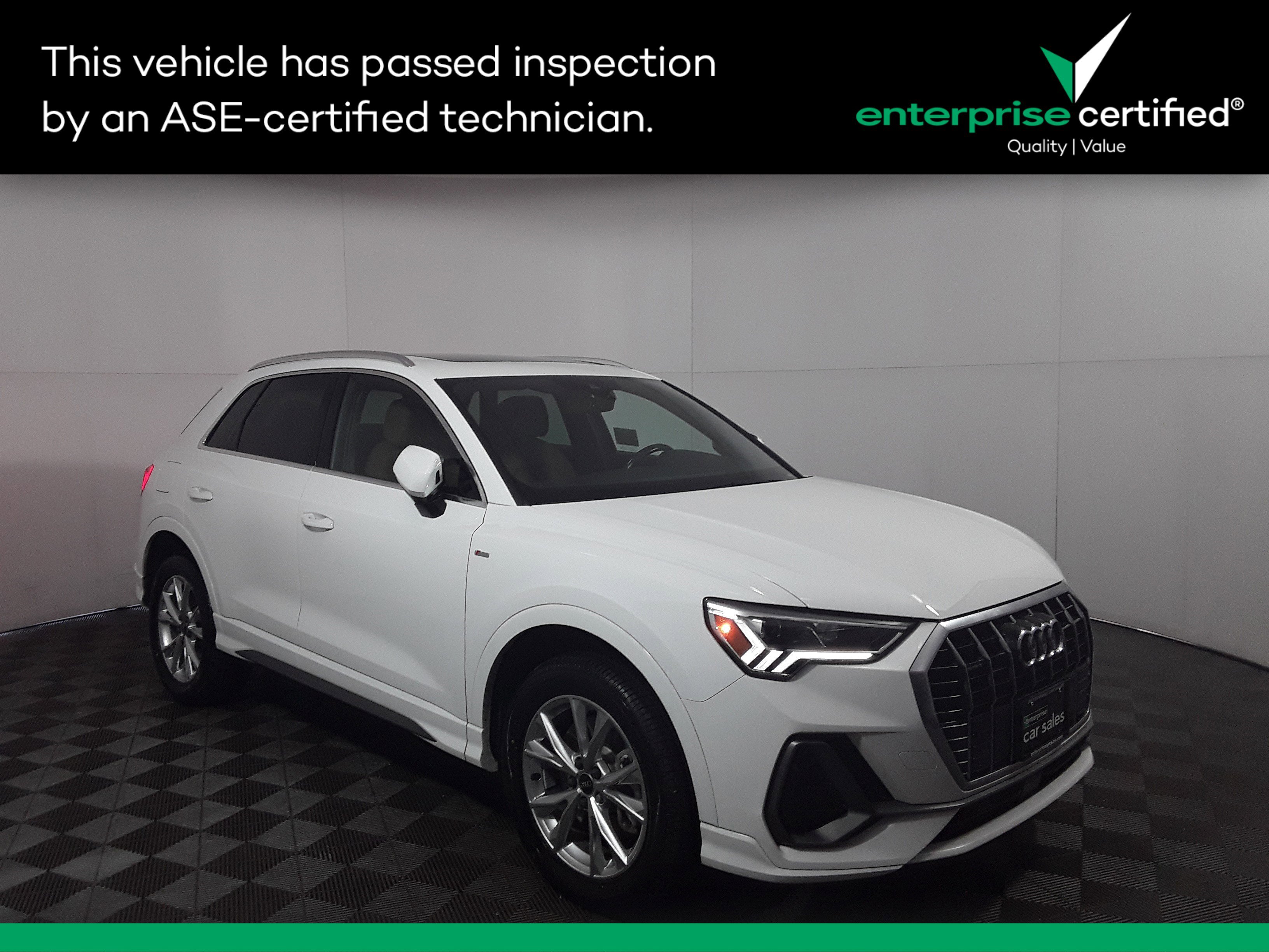 2023 Audi Q3 S line Premium 45 TFSI quattro