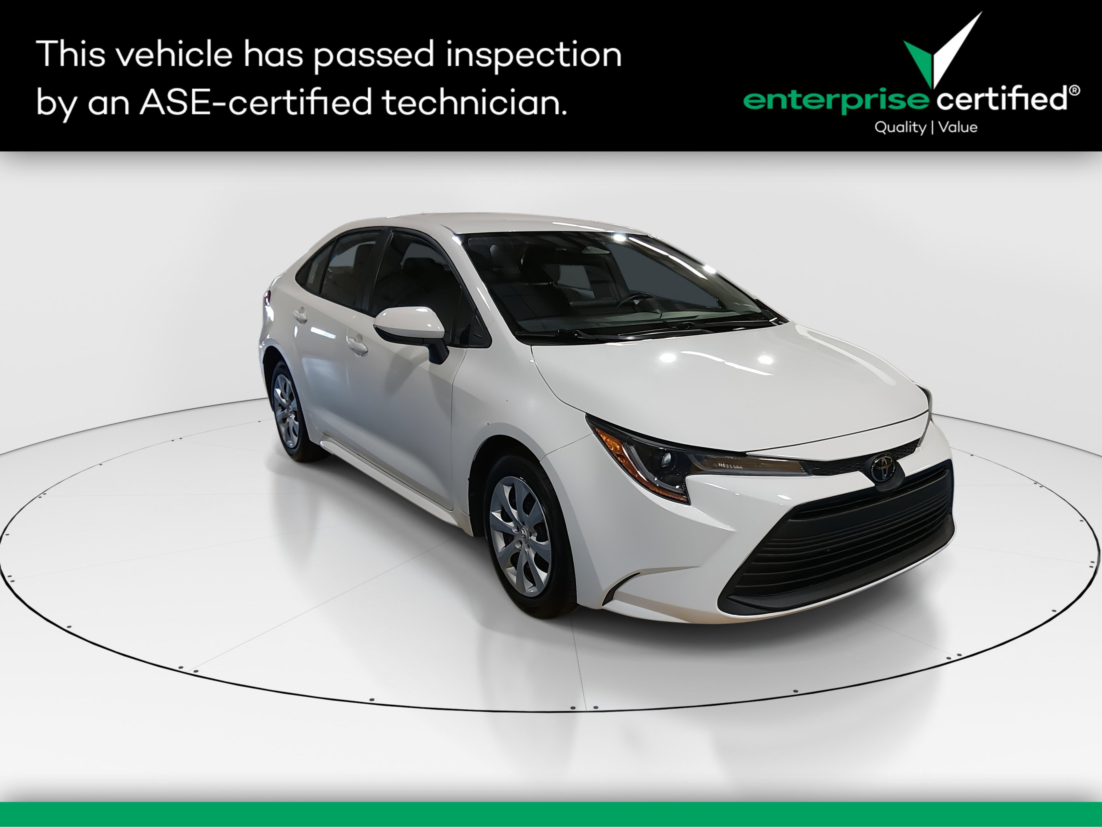 2023 Toyota Corolla LE's photo