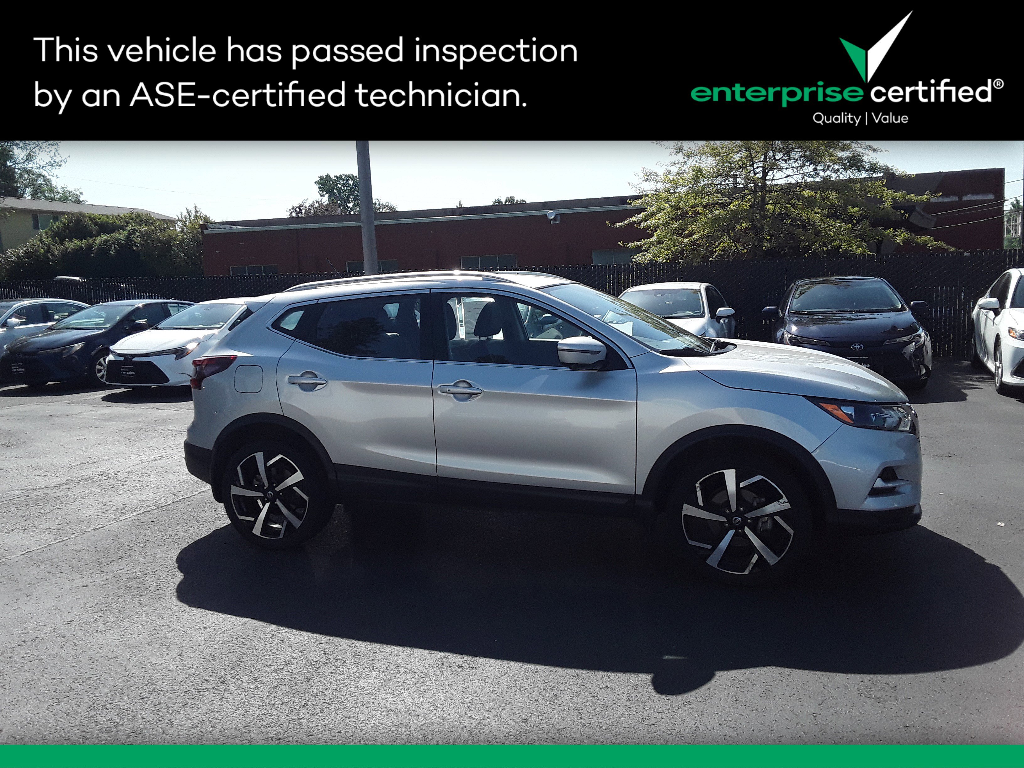 2022 Nissan Rogue Sport AWD SL