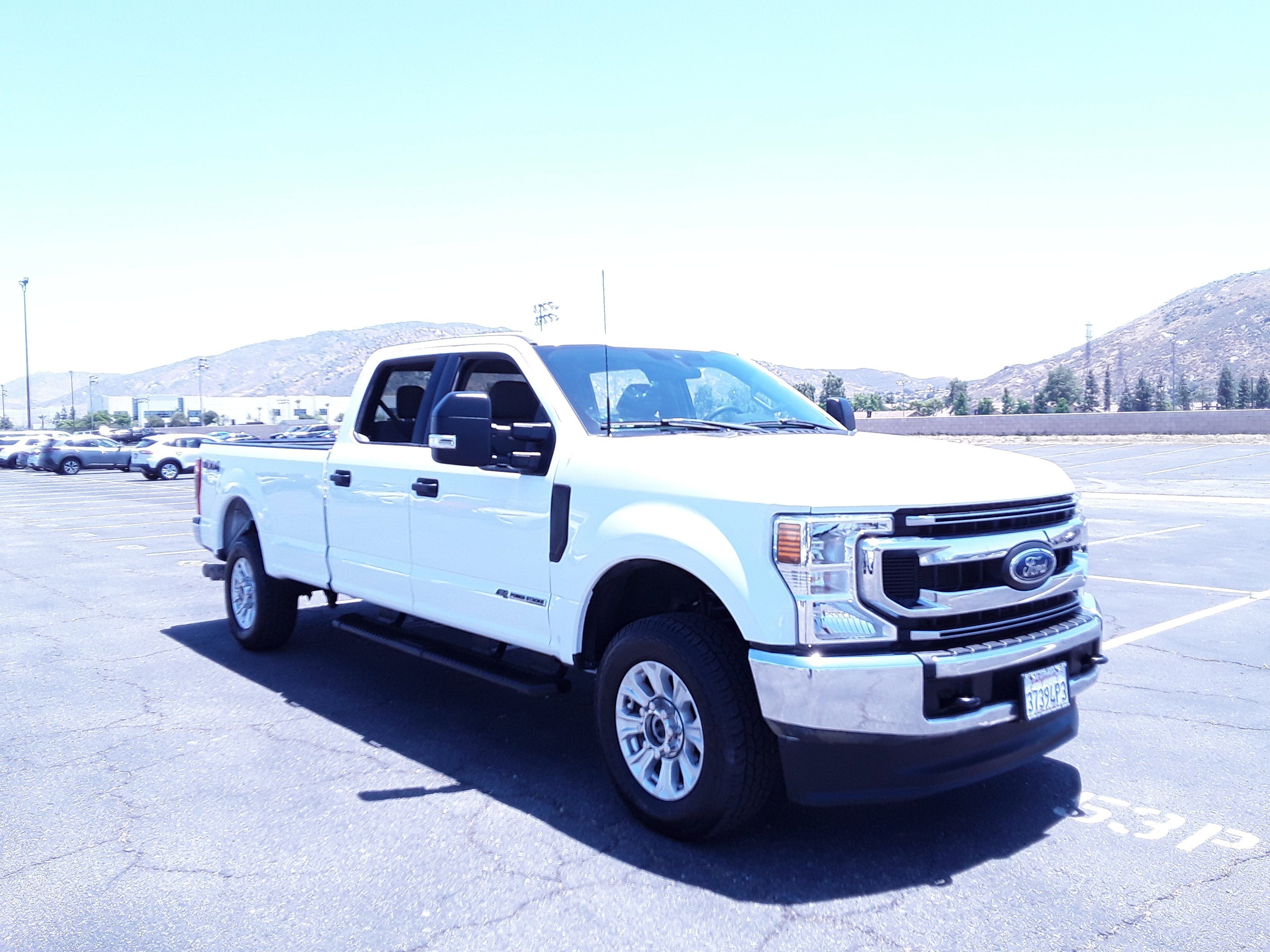 2022 Ford Super Duty F-250 SRW XLT 4WD Crew Cab 8' Box