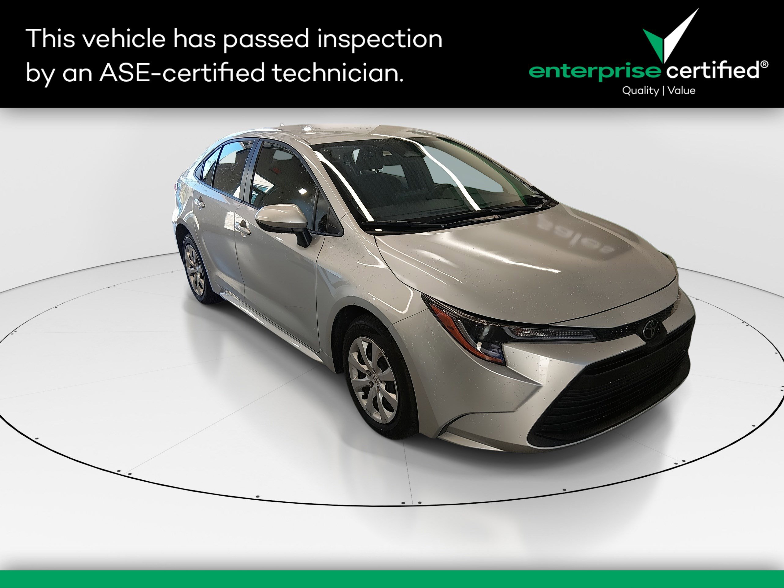 2023 Toyota Corolla LE's photo