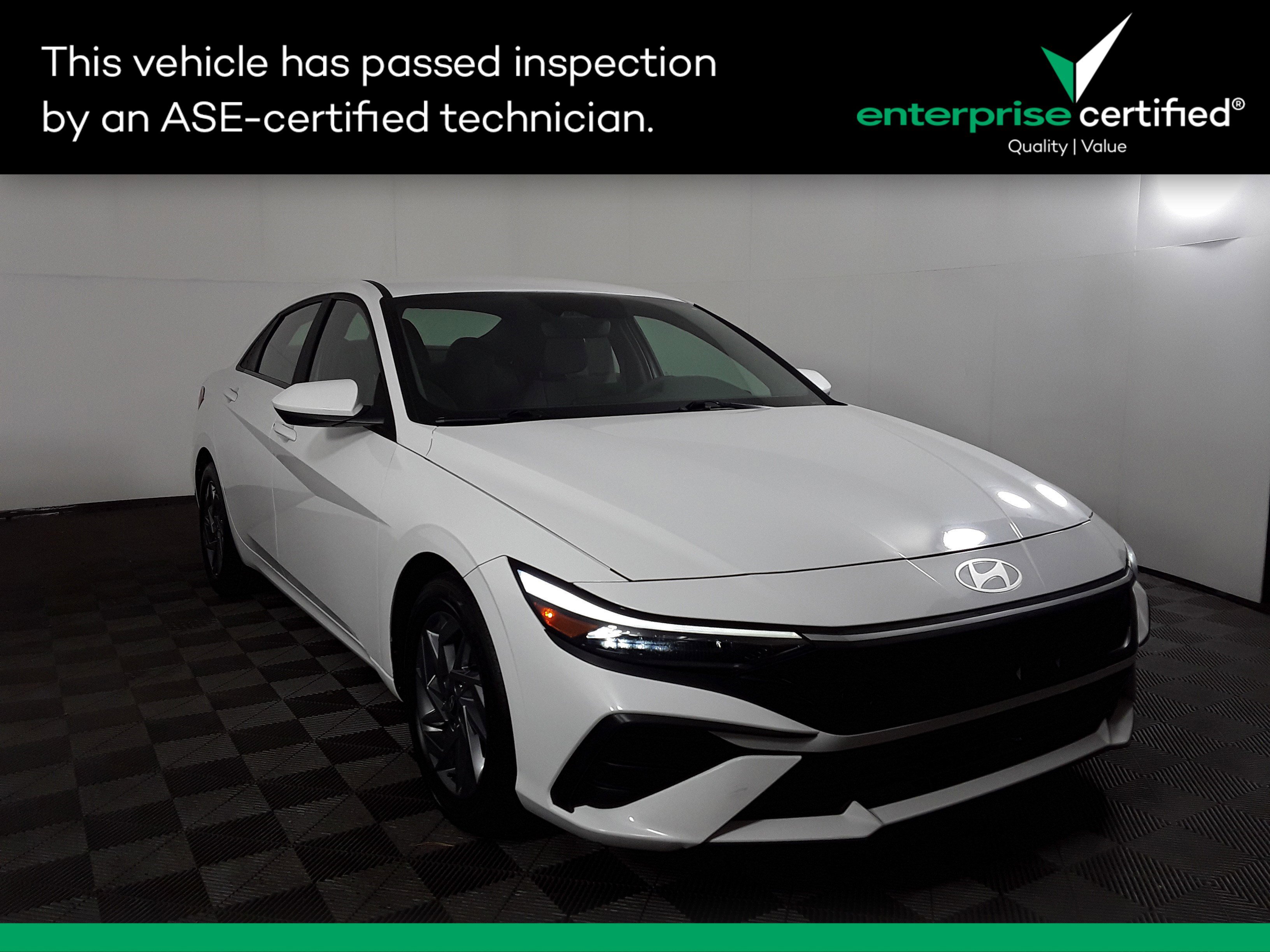 Used 2024 Hyundai Elantra SEL IVT