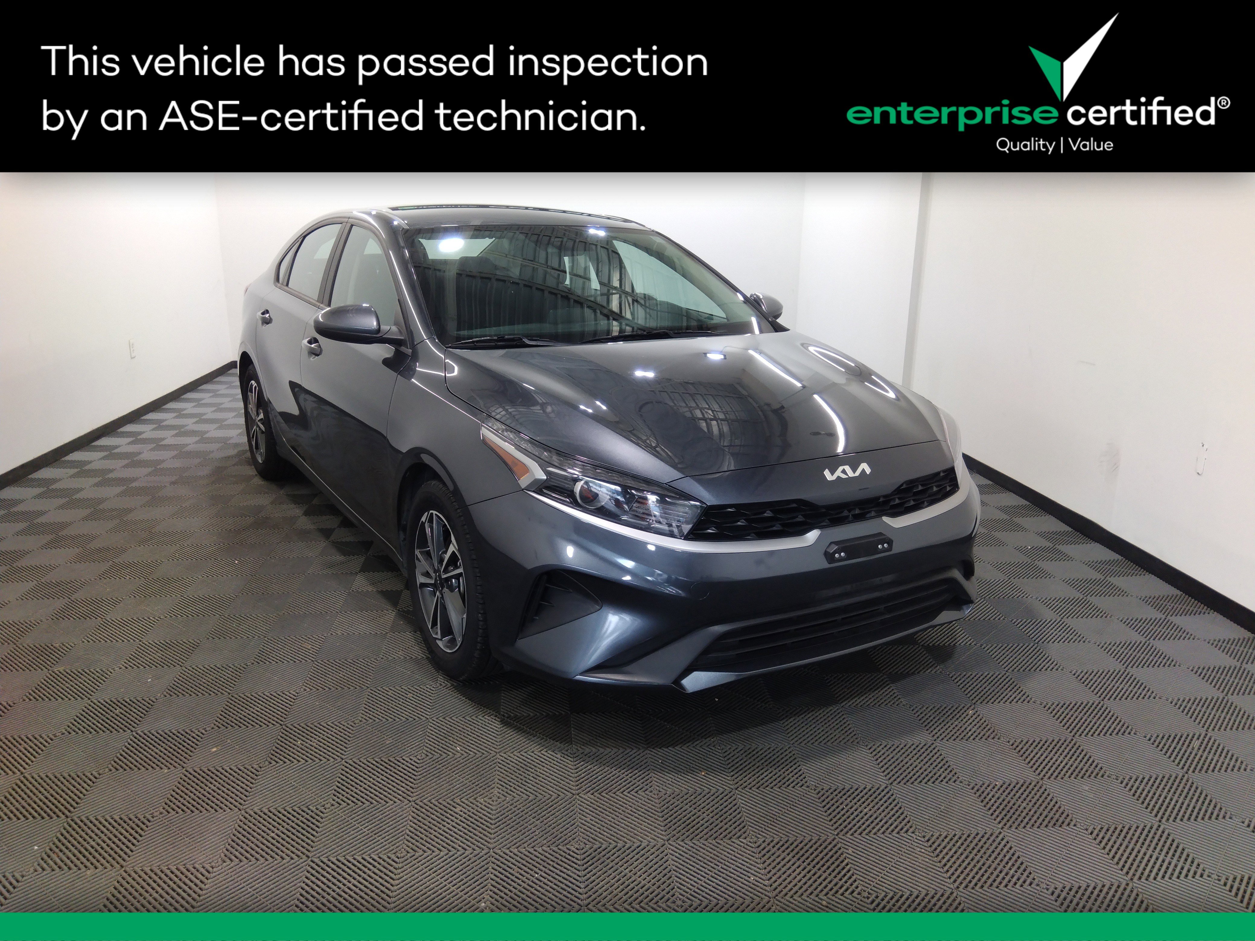 Used 2023 Kia Forte LXS IVT