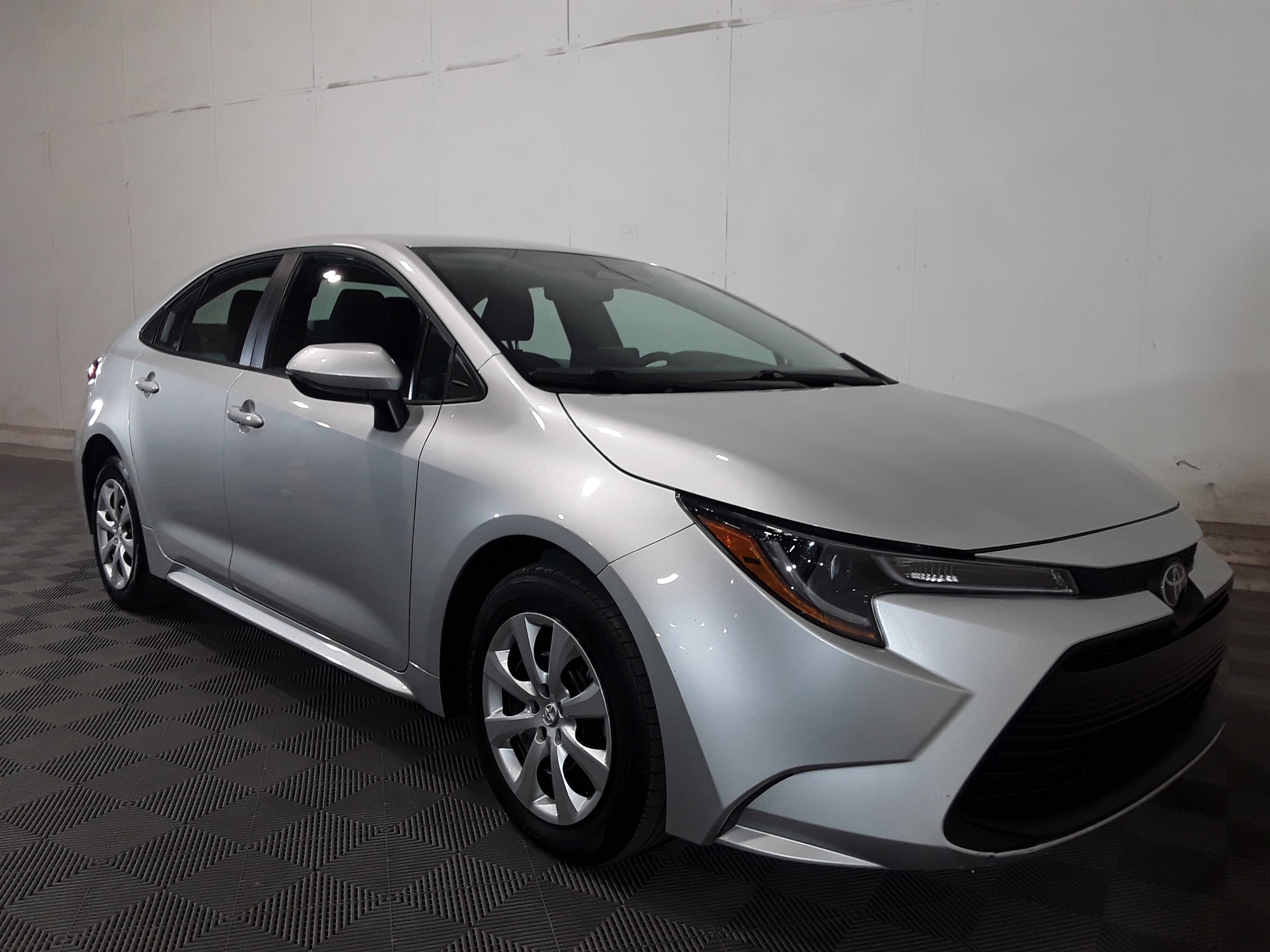 Used 2024 Toyota Corolla LE CVT
