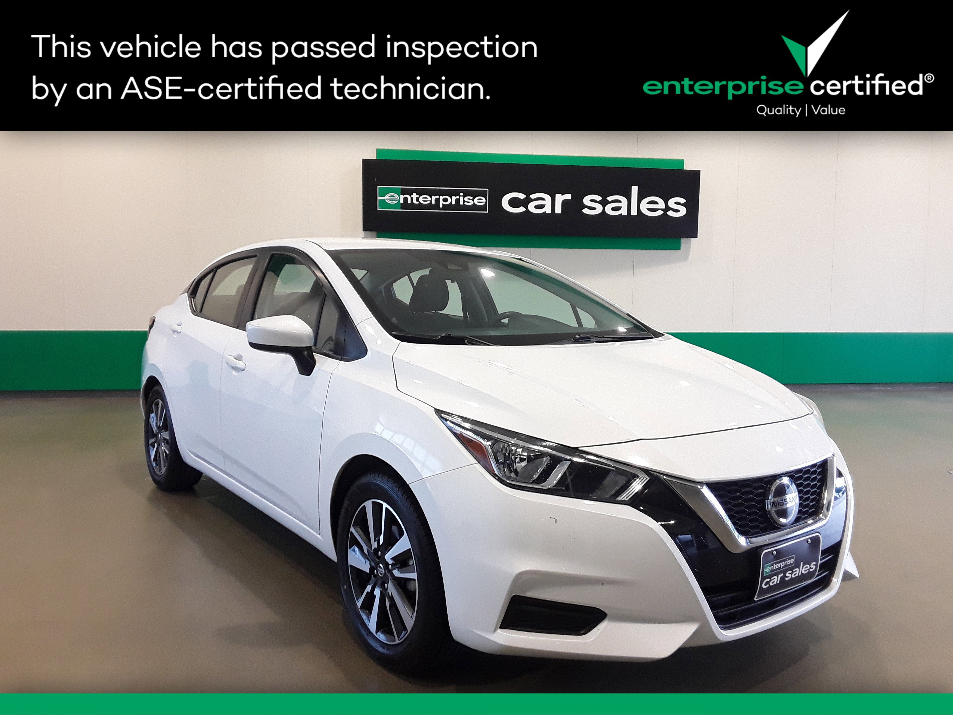 2022 Nissan Versa SV CVT