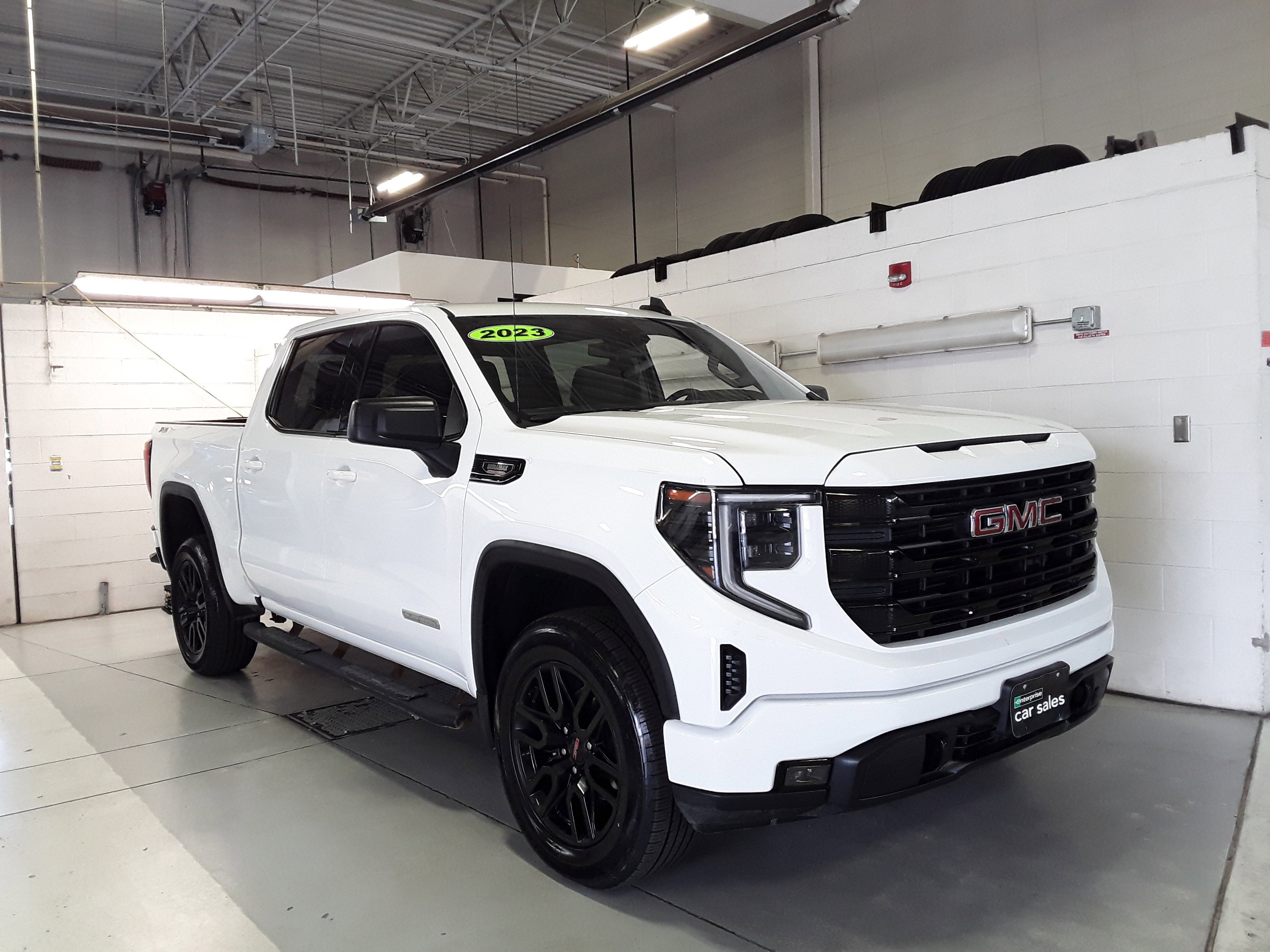 2023 GMC Sierra 1500 4WD Crew Cab 157
