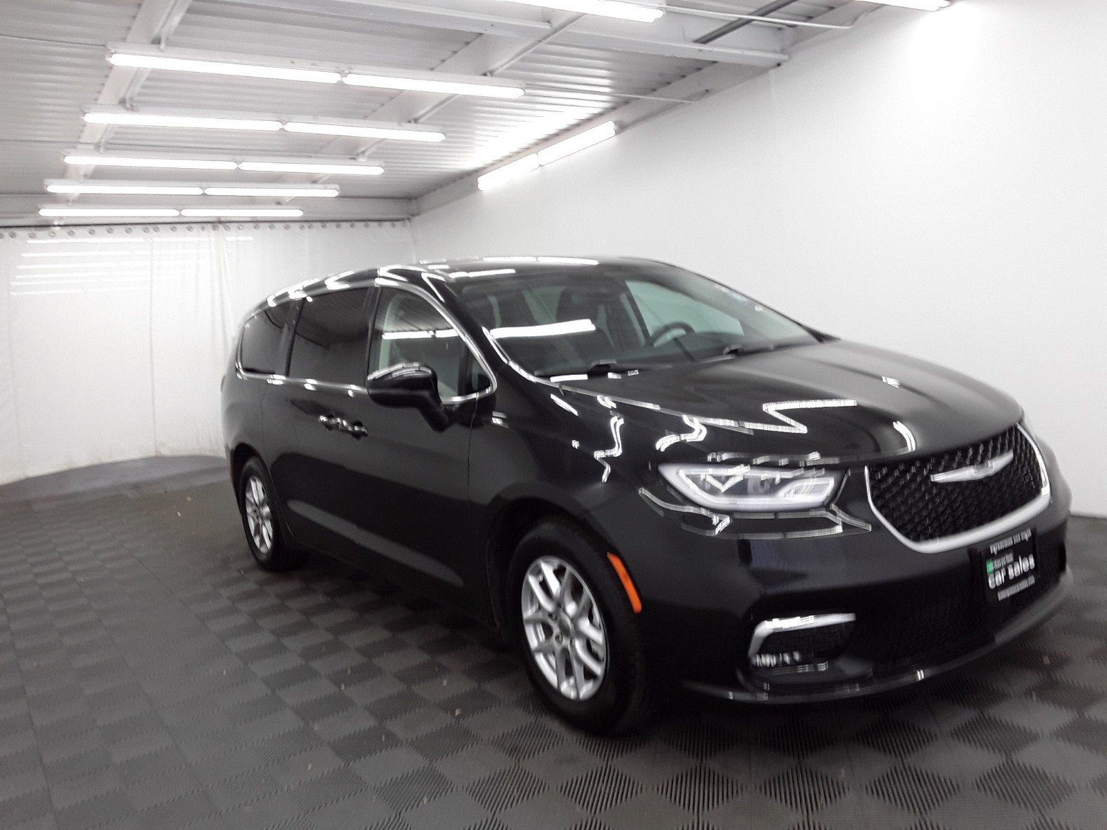 2023 Chrysler Pacifica Touring L FWD