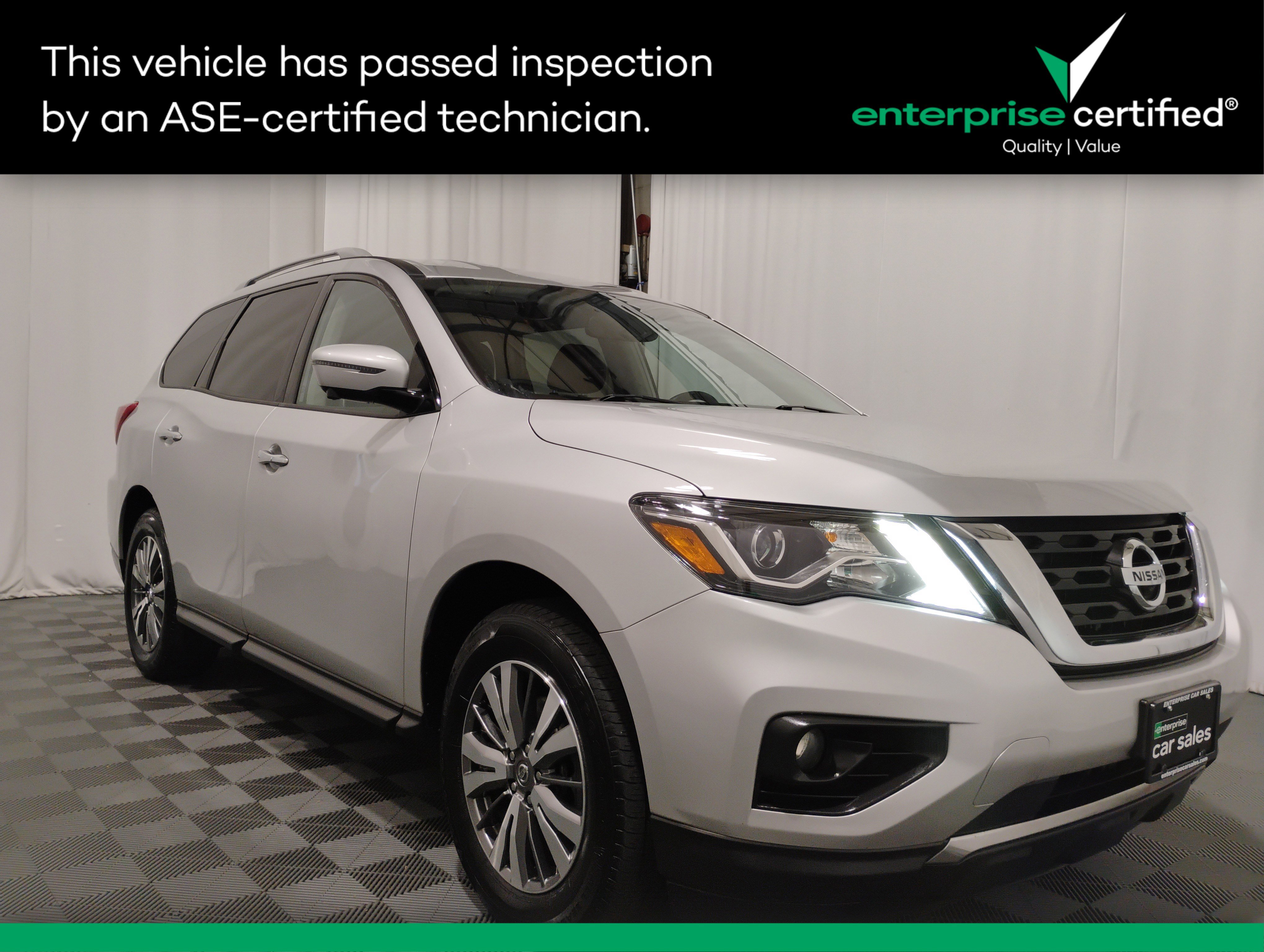 2020 Nissan Pathfinder 4x4 SL
