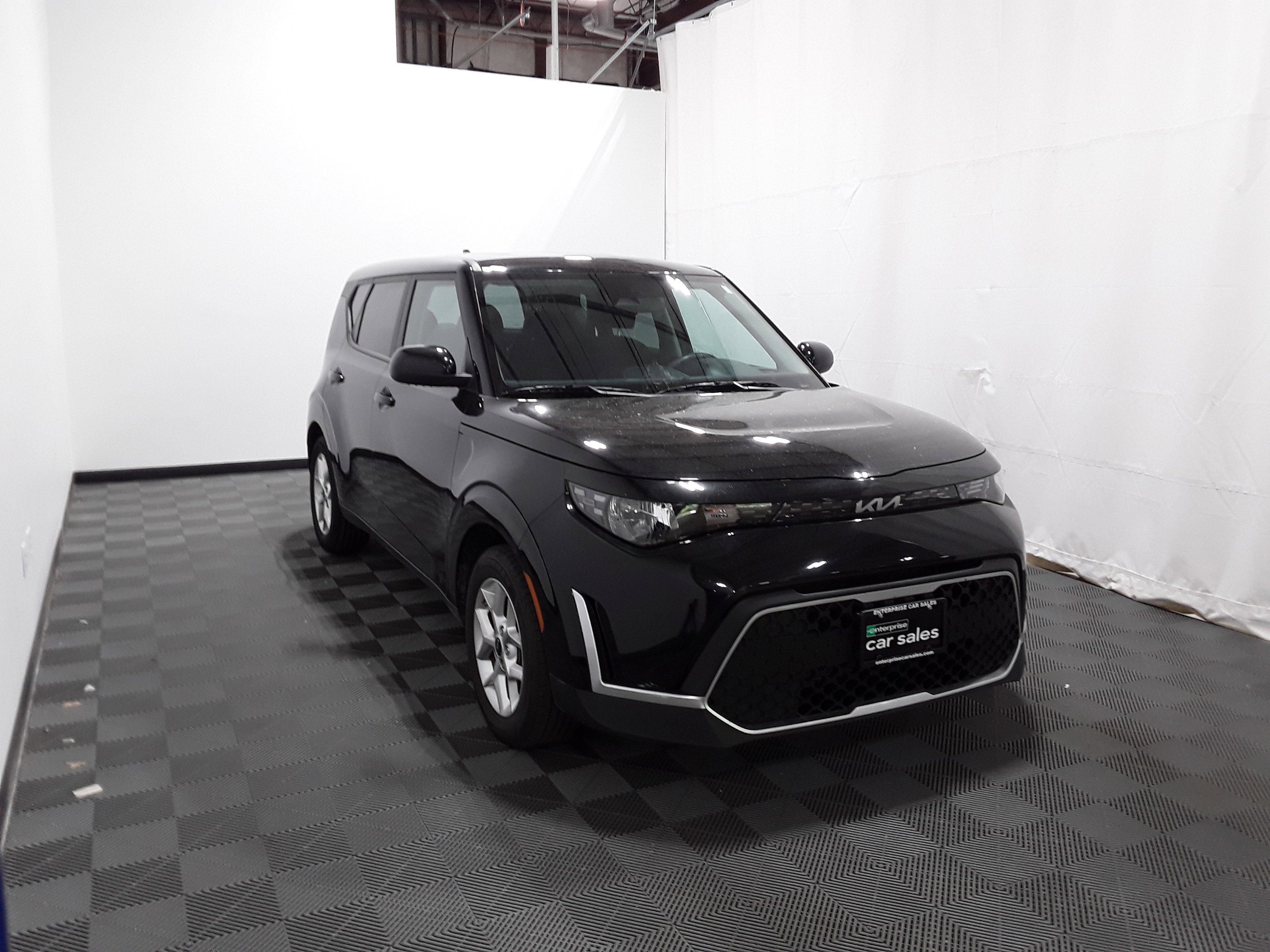 2023 Kia Soul LX IVT