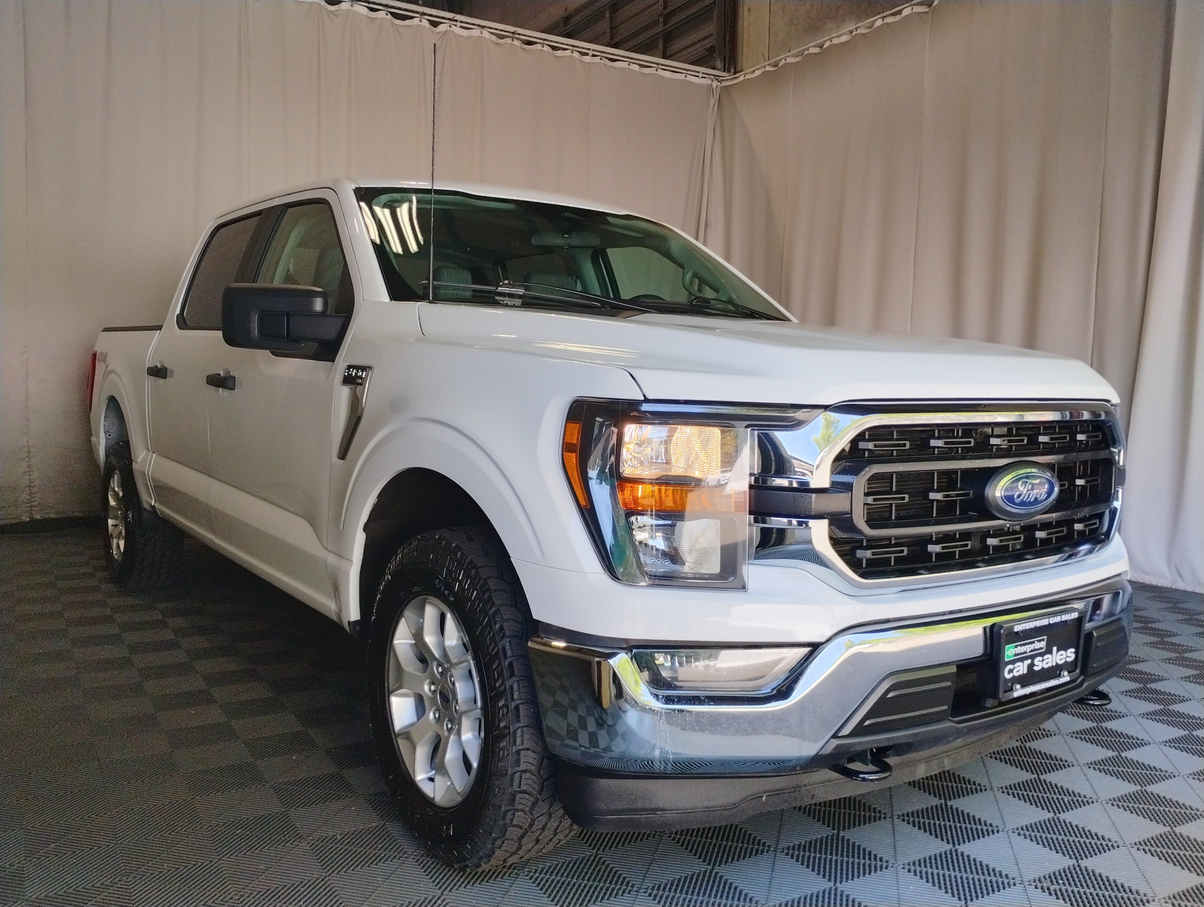2023 Ford F-150 XLT 4WD SuperCrew 5.5' Box