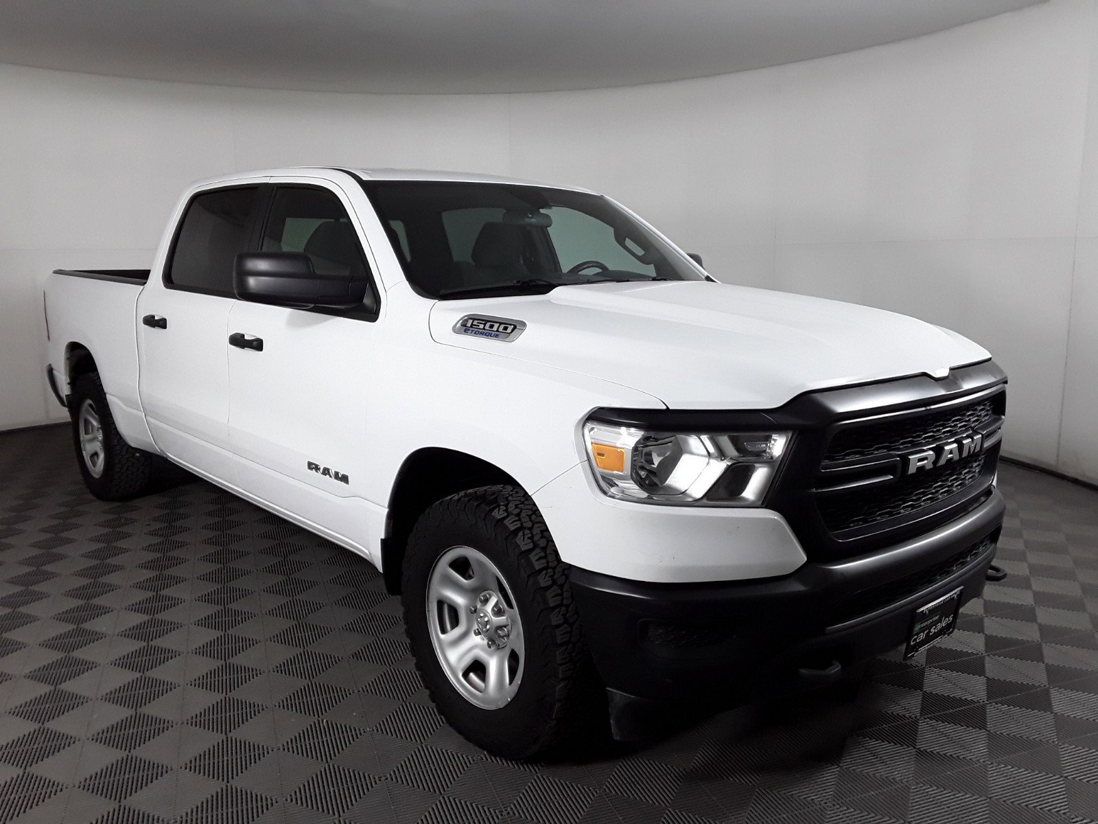 2022 Ram 1500 Tradesman 4x4 Crew Cab 6'4