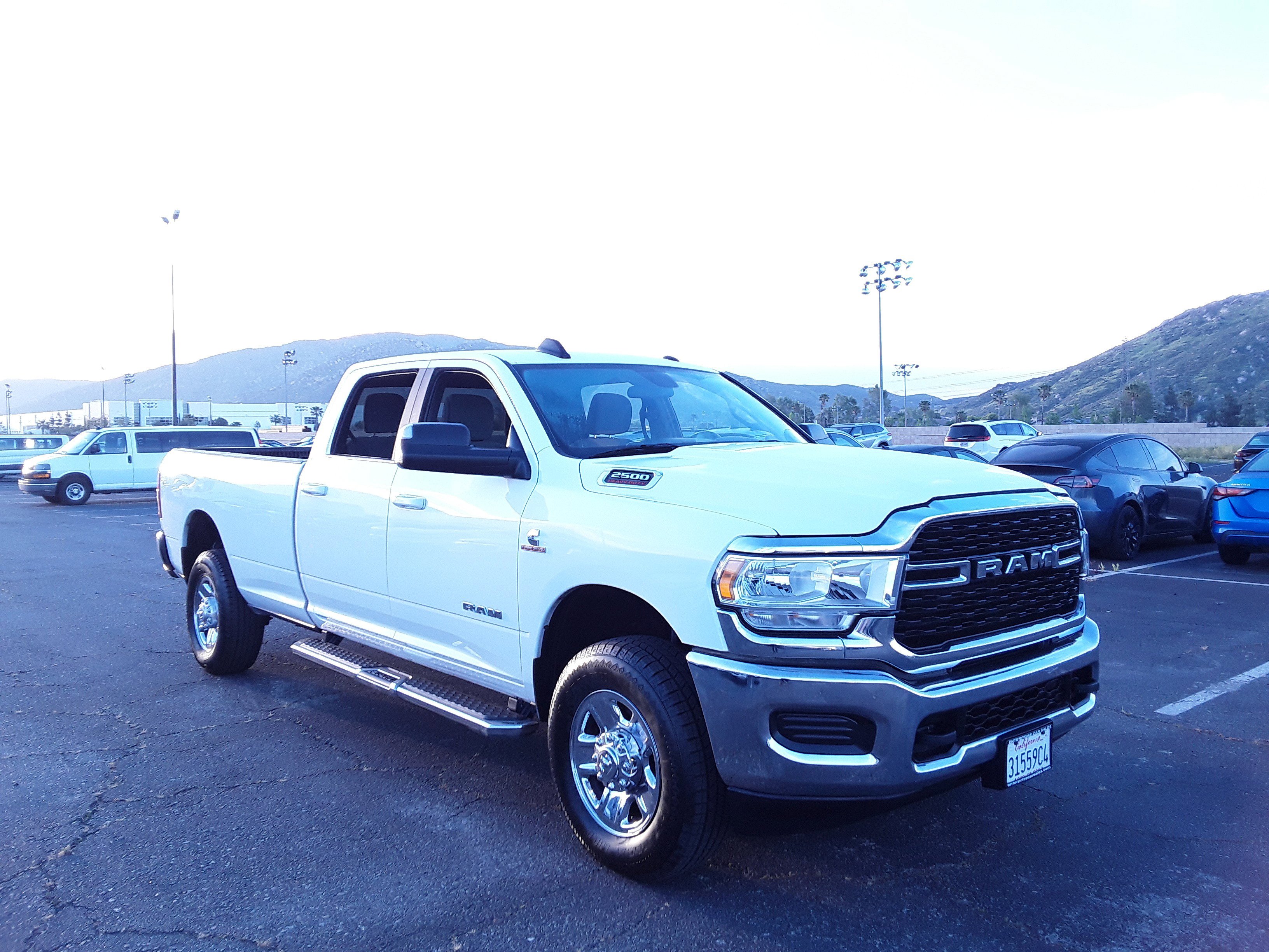 2022 Ram 2500 Big Horn 4x4 Crew Cab 8' Box