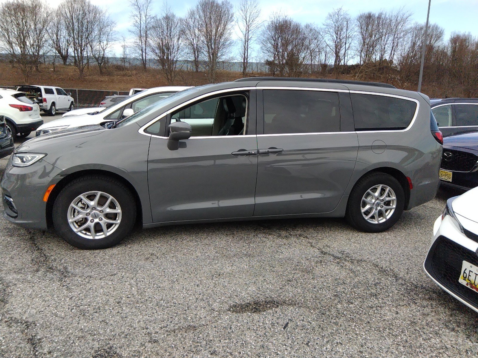 2022 Chrysler Pacifica Touring L FWD