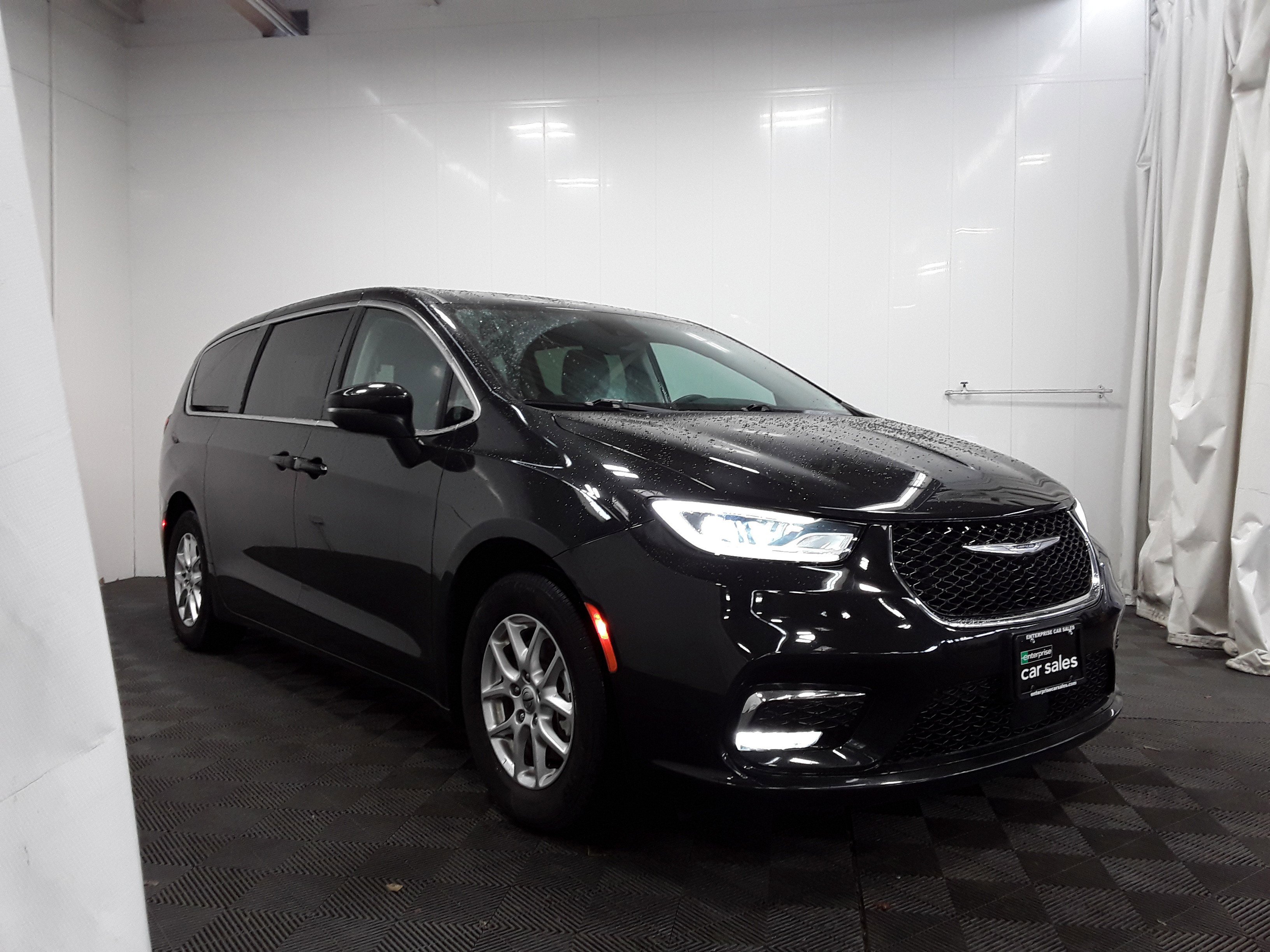 2023 Chrysler Pacifica Touring L FWD