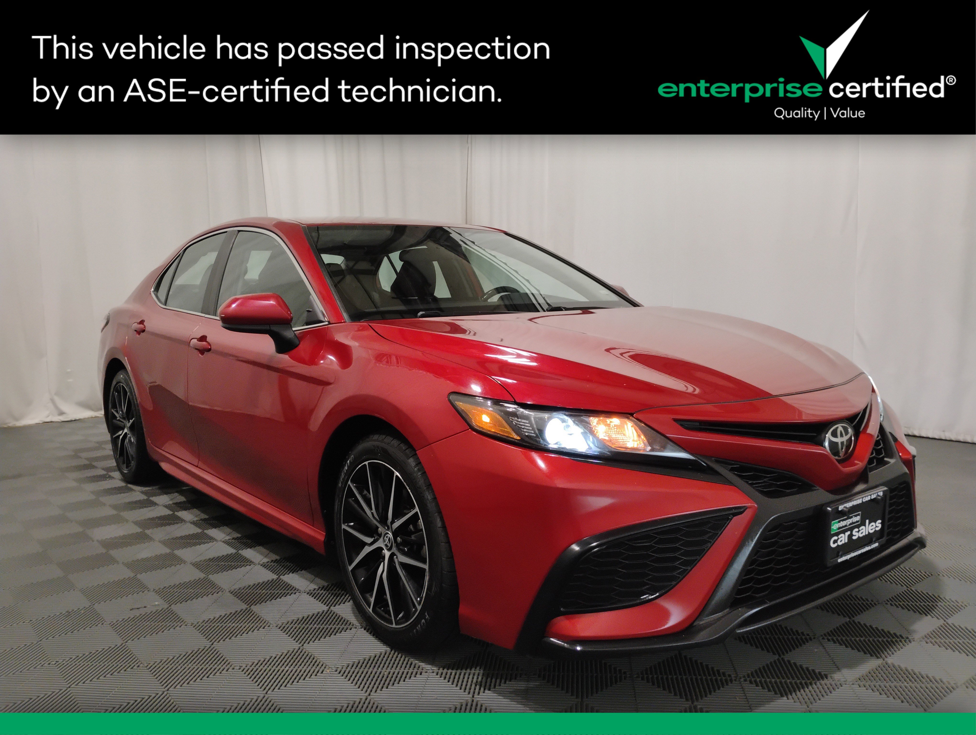 Used 2021 Toyota Camry SE Auto