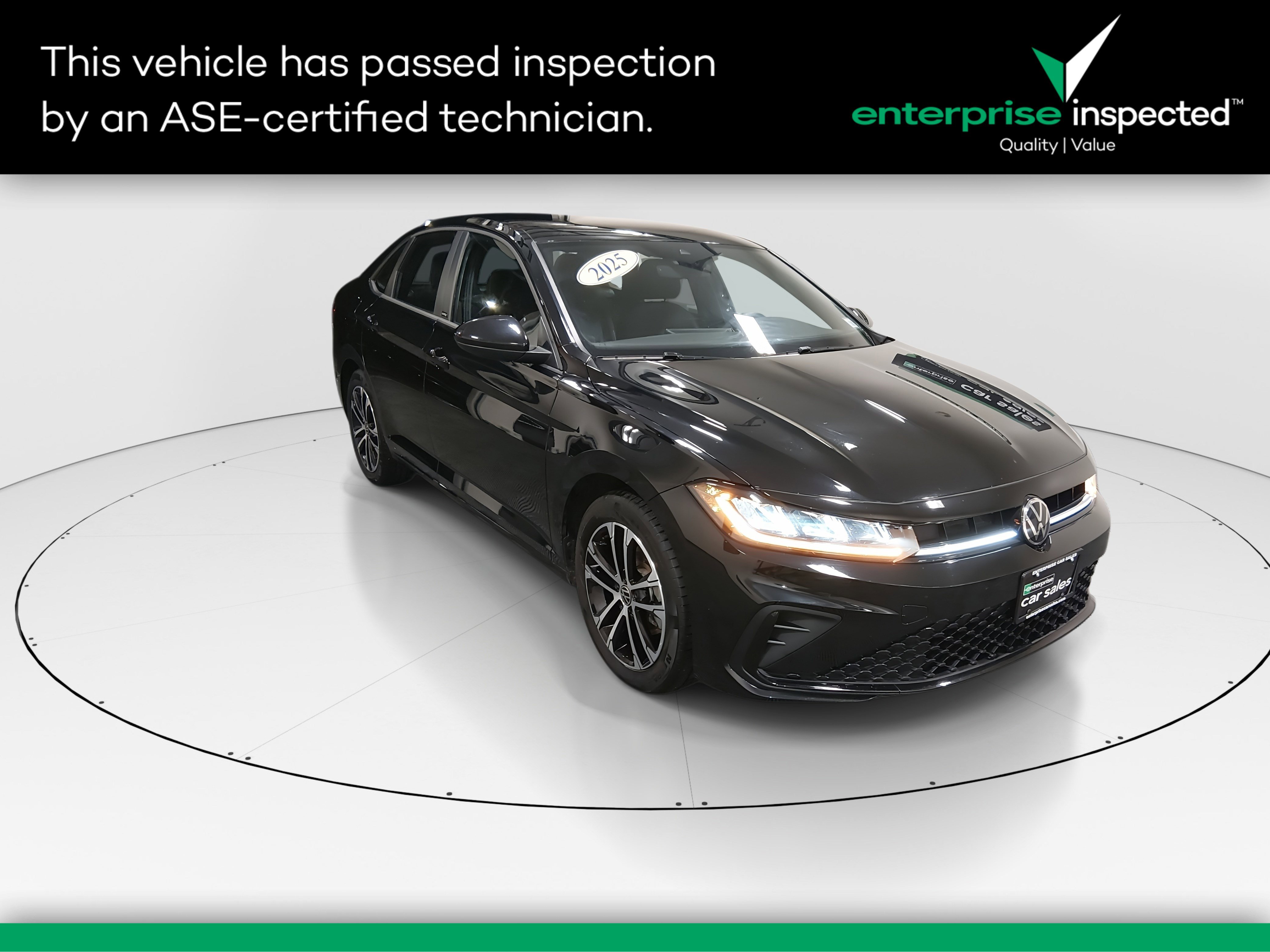 2025 Volkswagen Jetta Sport's photo