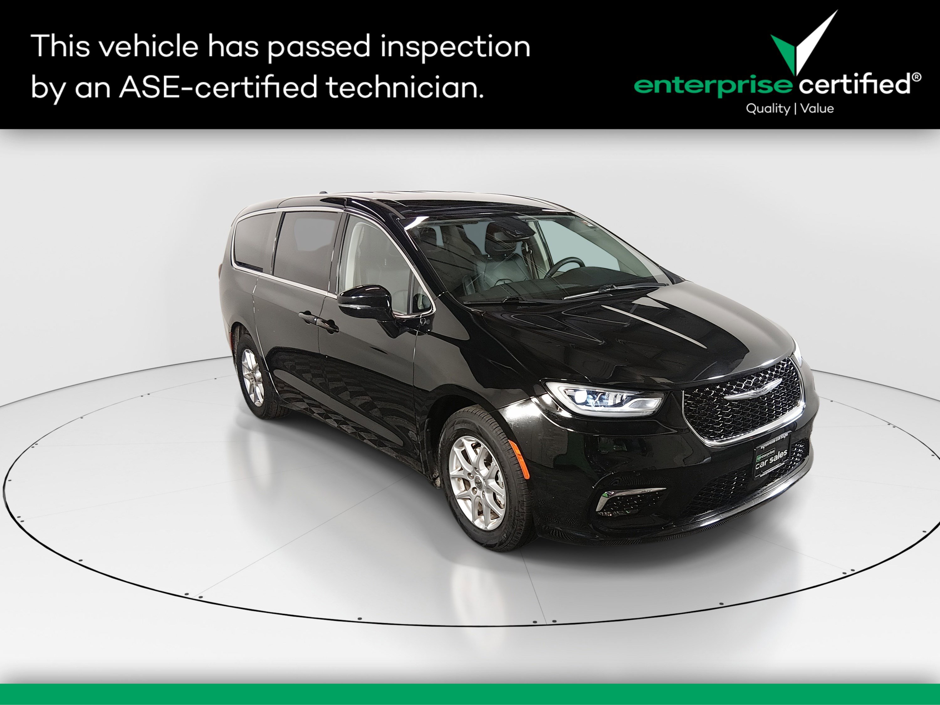 Used 2024 Chrysler Pacifica Touring L FWD