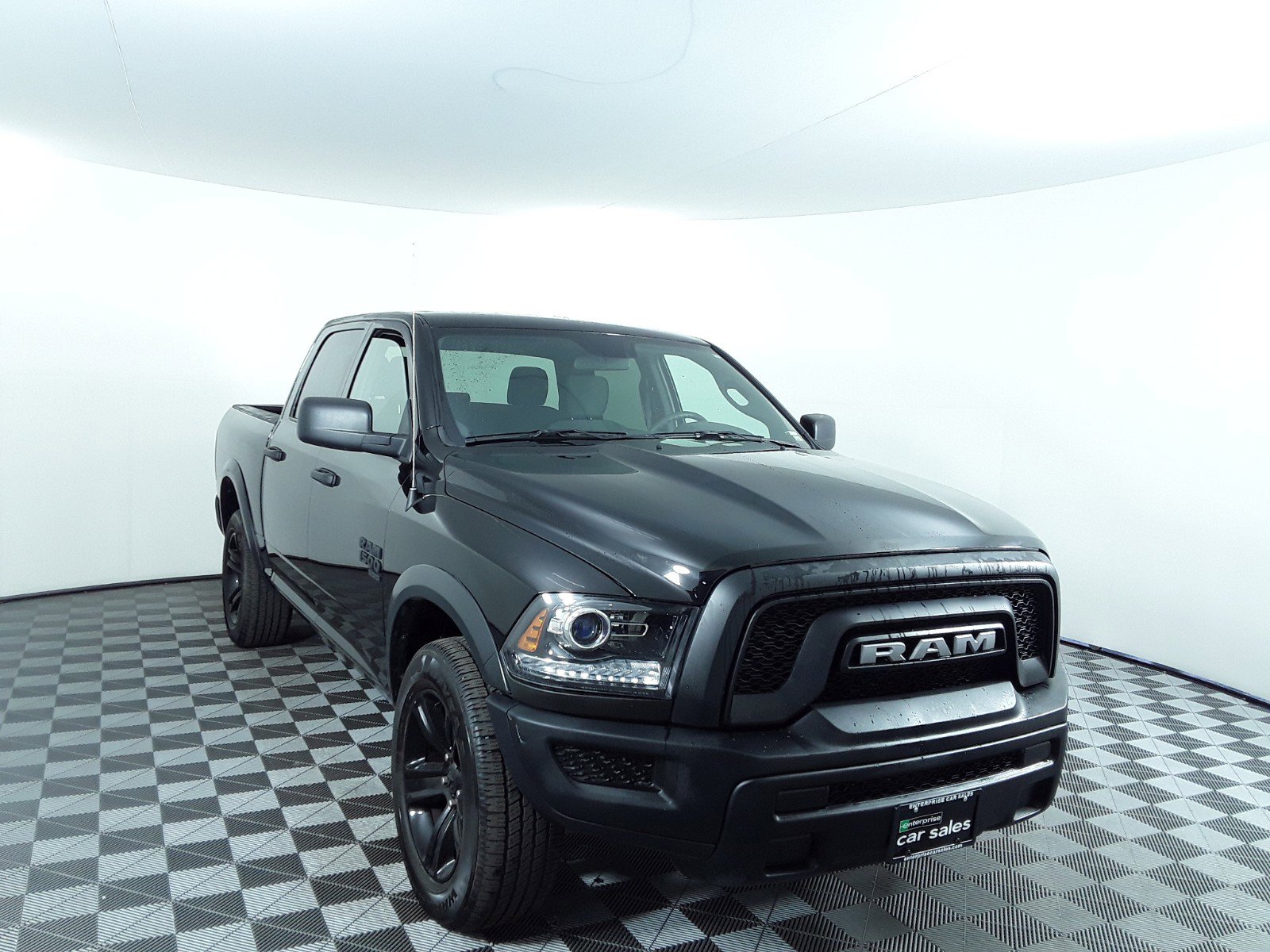 2024 Ram 1500 Classic Warlock 4x4 Crew Cab 5'7