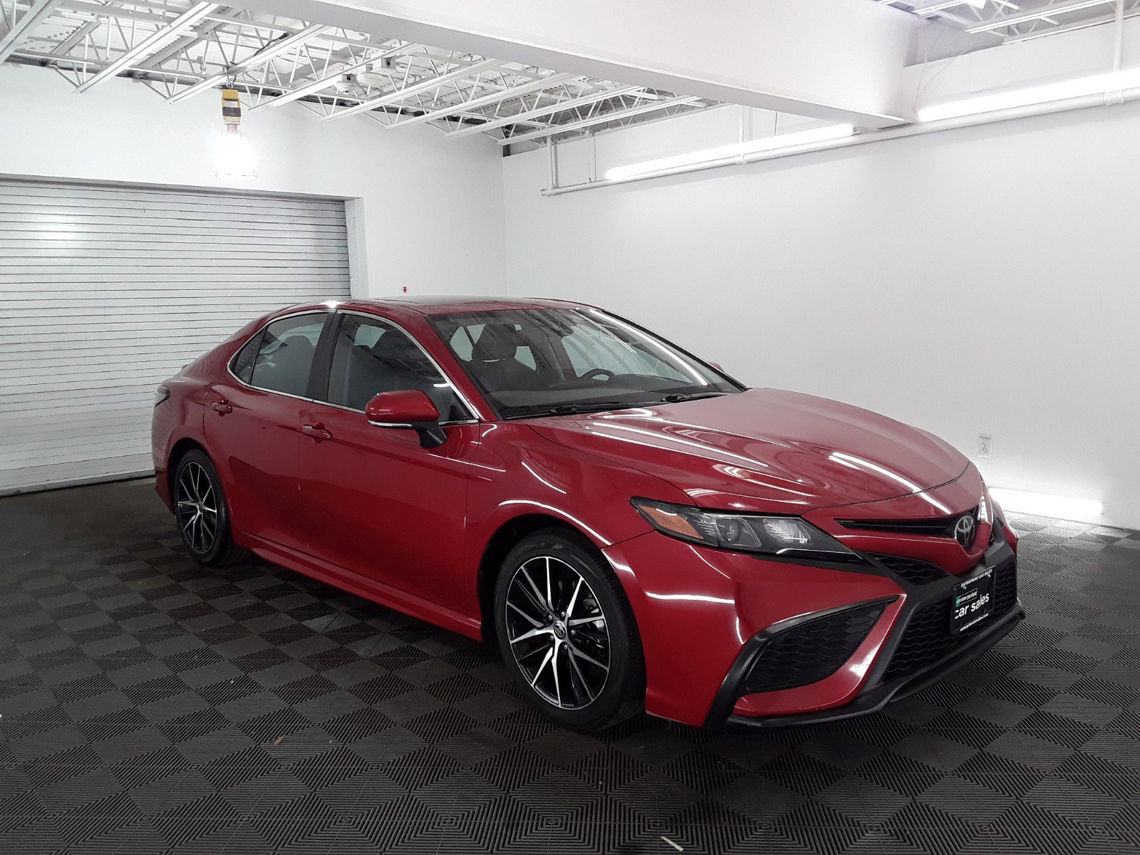 2022 Toyota Camry SE Auto