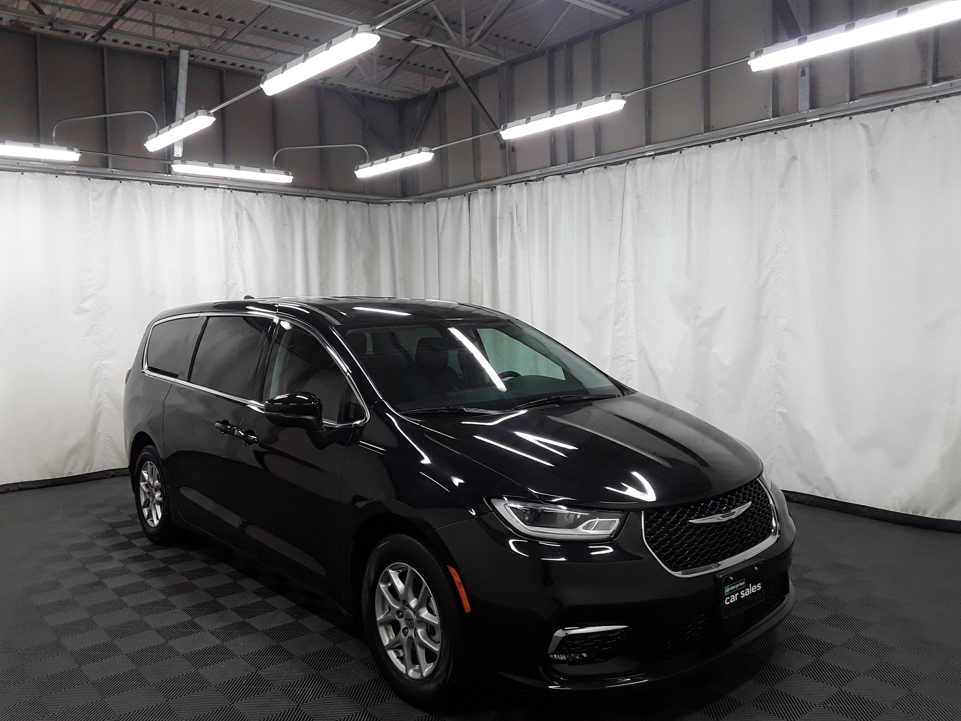 2023 Chrysler Pacifica Touring L FWD