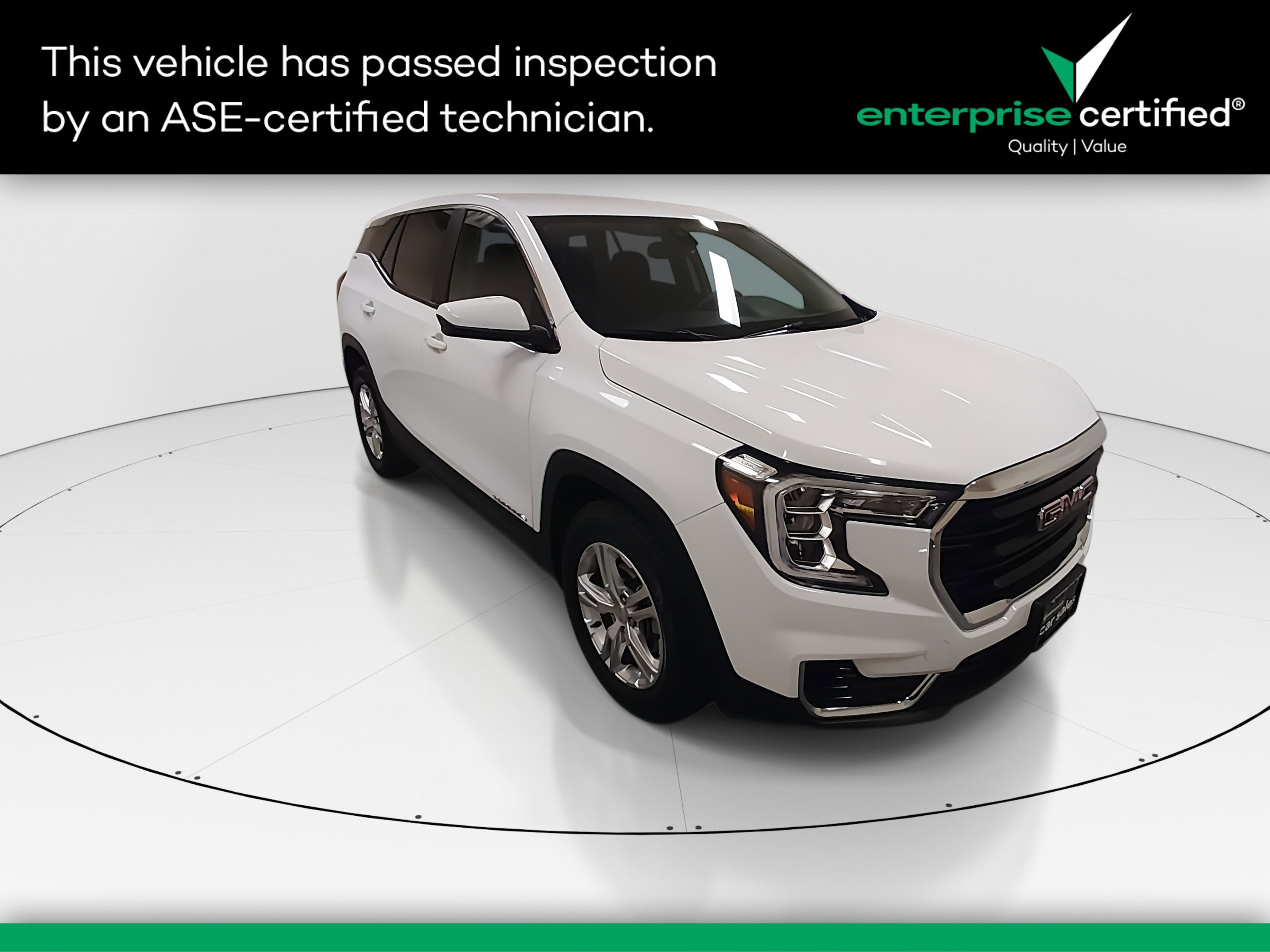 2024 GMC Terrain SLE's photo