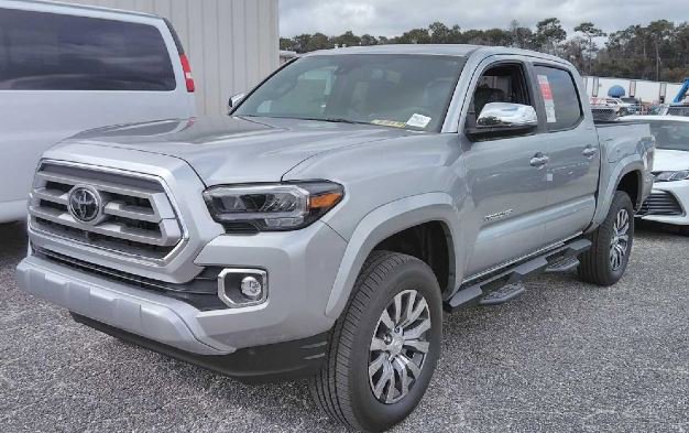 2023 Toyota Tacoma 4WD Limited Double Cab 5' Bed V6 AT