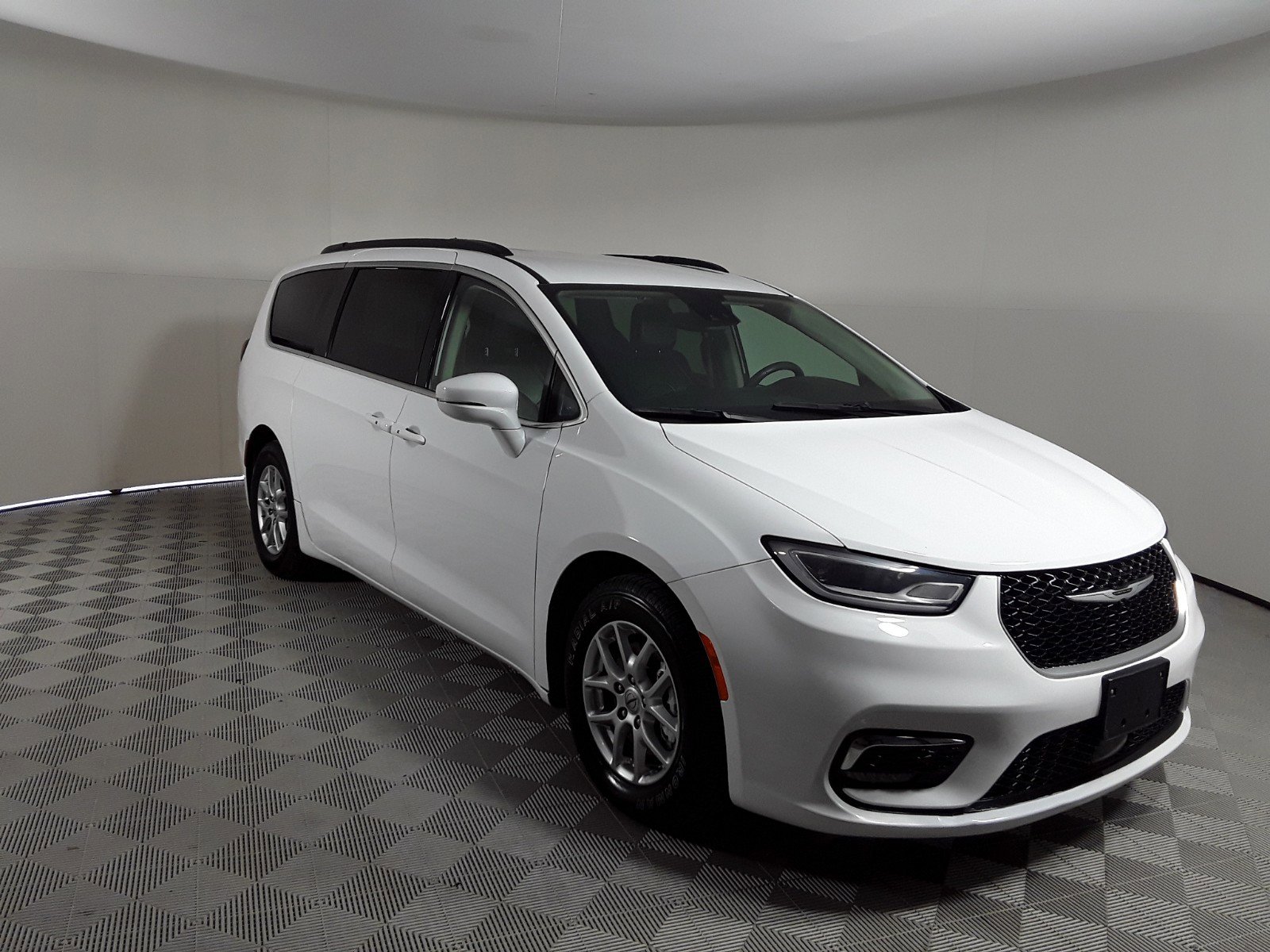 2022 Chrysler Pacifica Touring L FWD