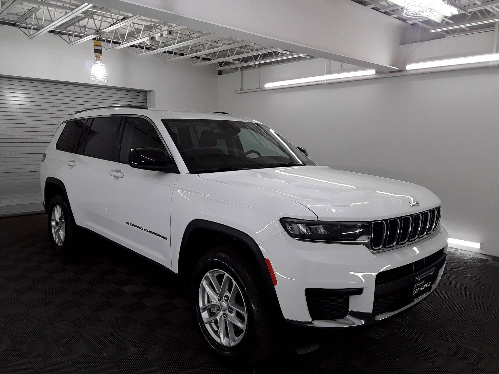 2023 Jeep Grand Cherokee L Laredo 4x4