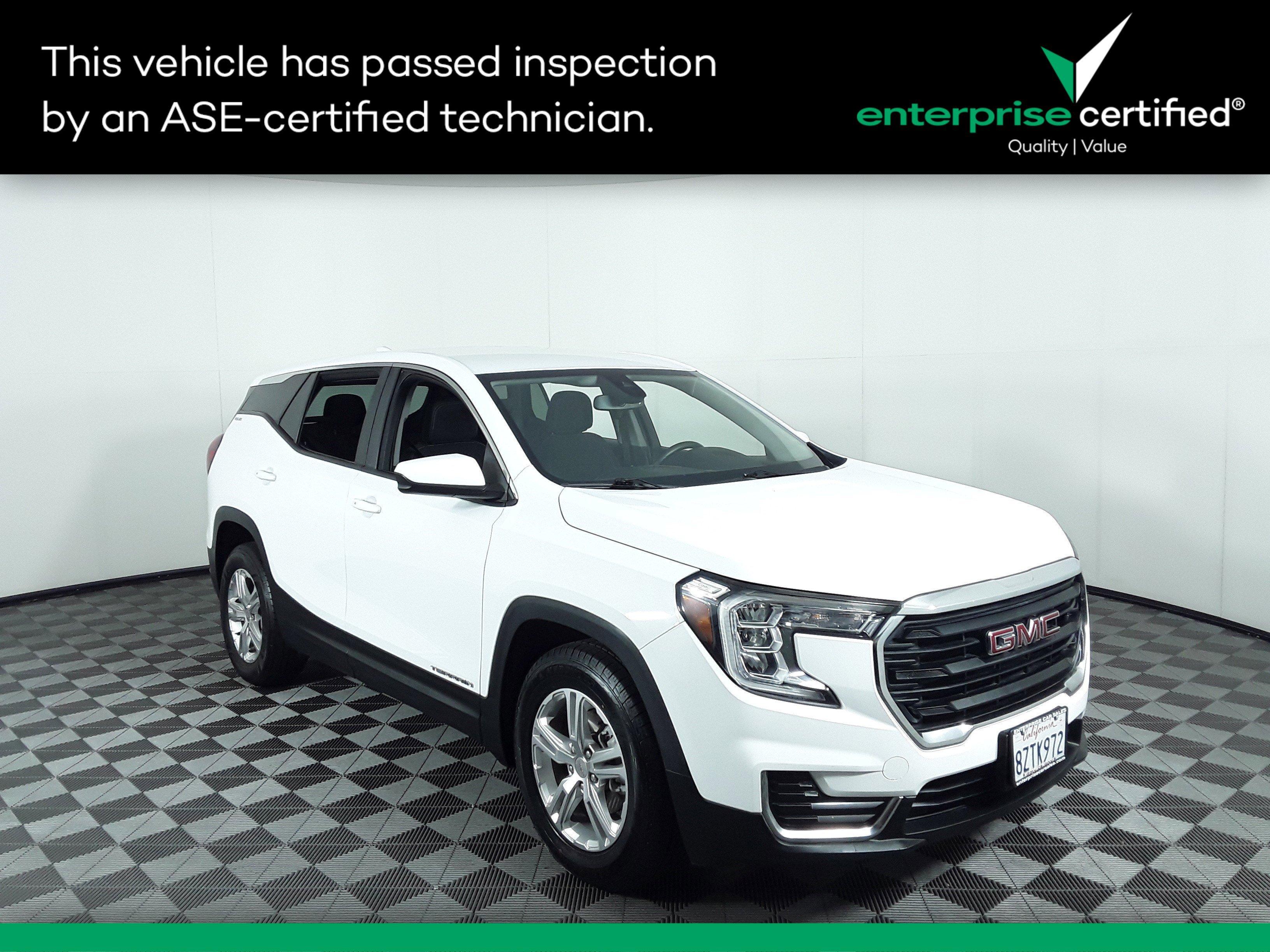 2022 GMC Terrain SLE's photo