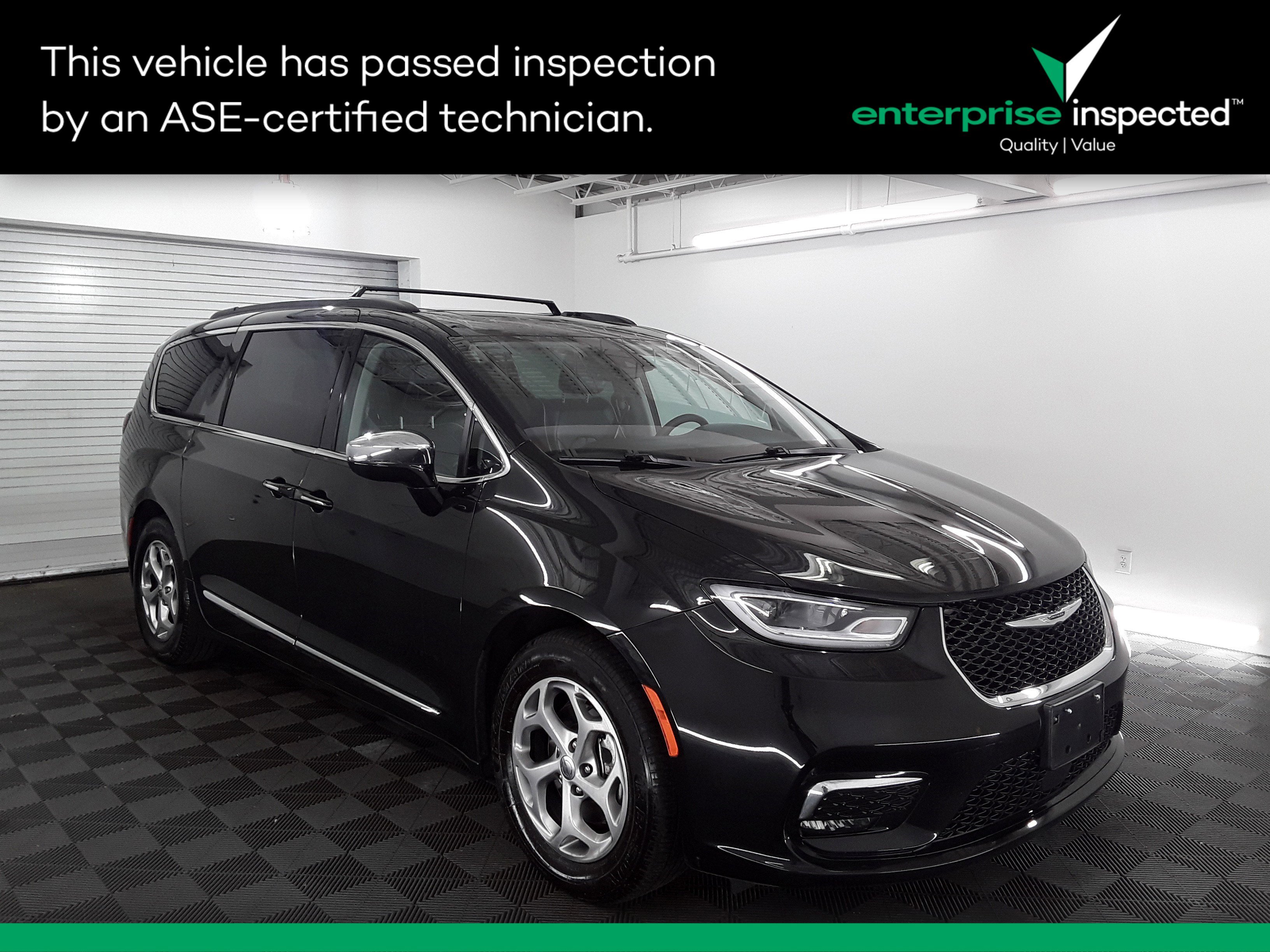 2023 Chrysler Pacifica Limited FWD