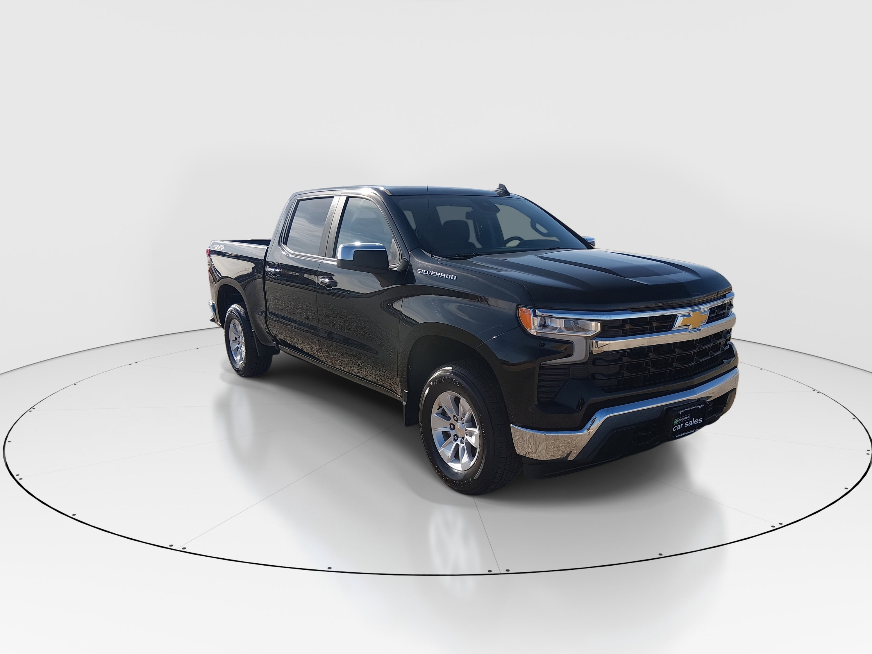 2025 Chevrolet Silverado 1500 LT's photo