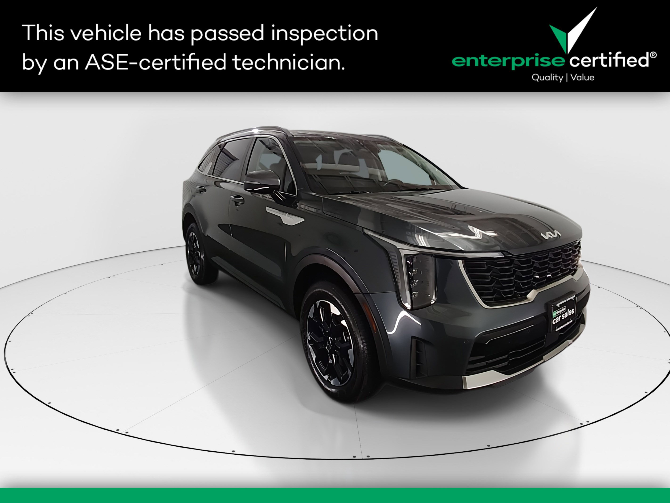 2024 Kia Sorento S's photo