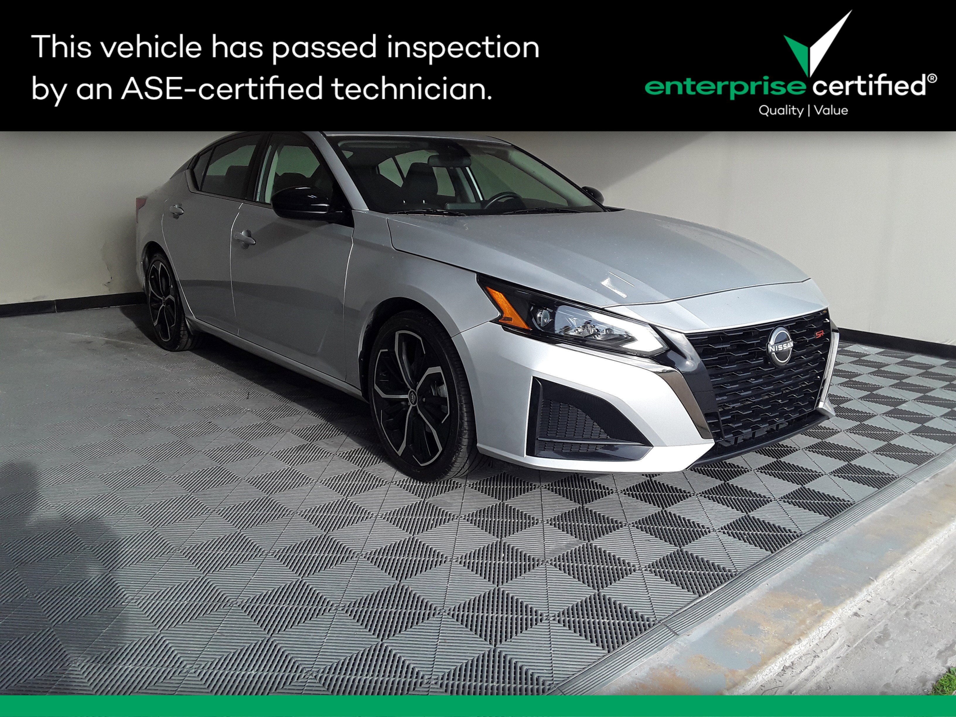 Used 2024 Nissan Altima 2.5 SR Sedan