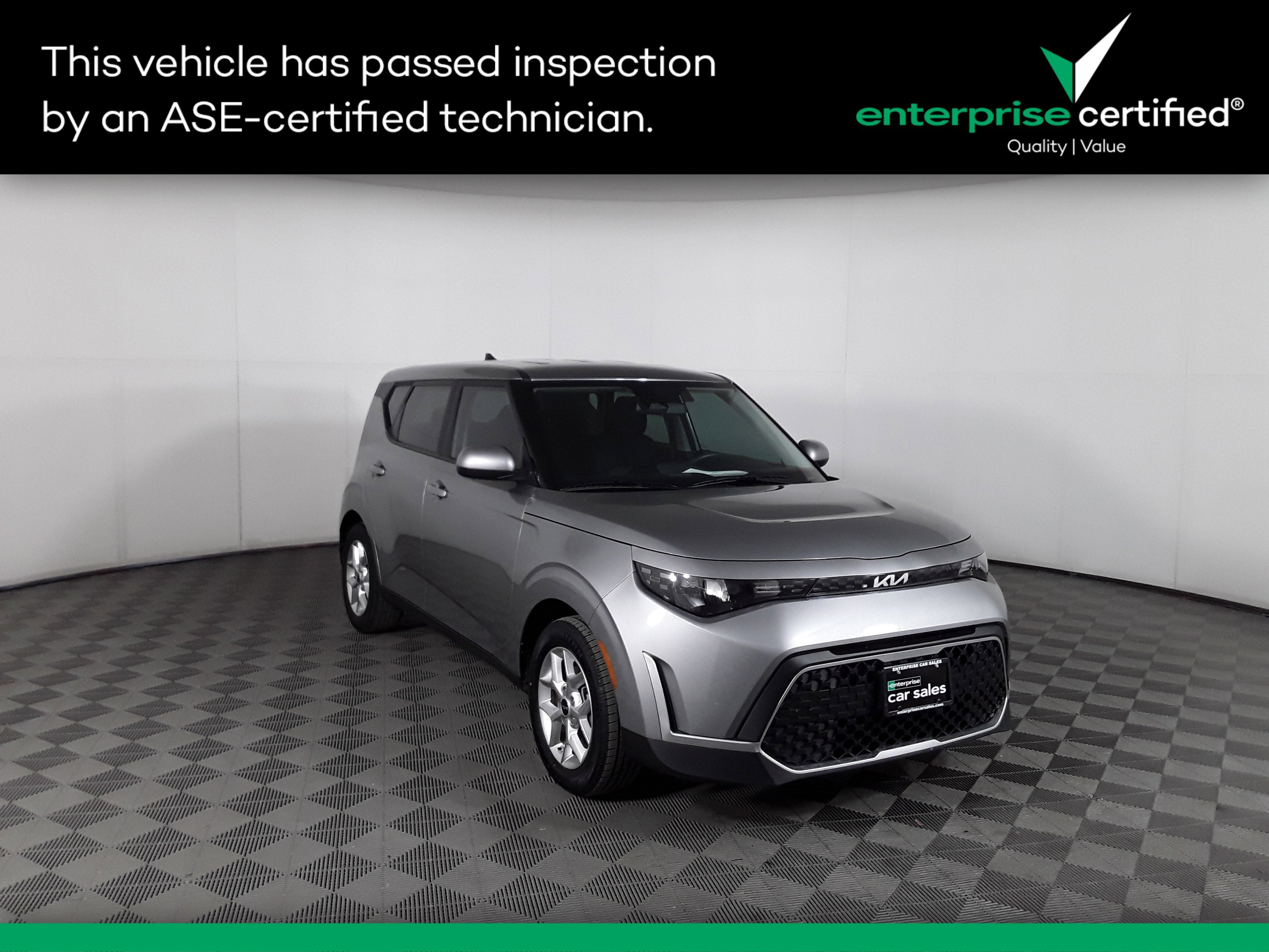 Used 2024 Kia Soul LX IVT