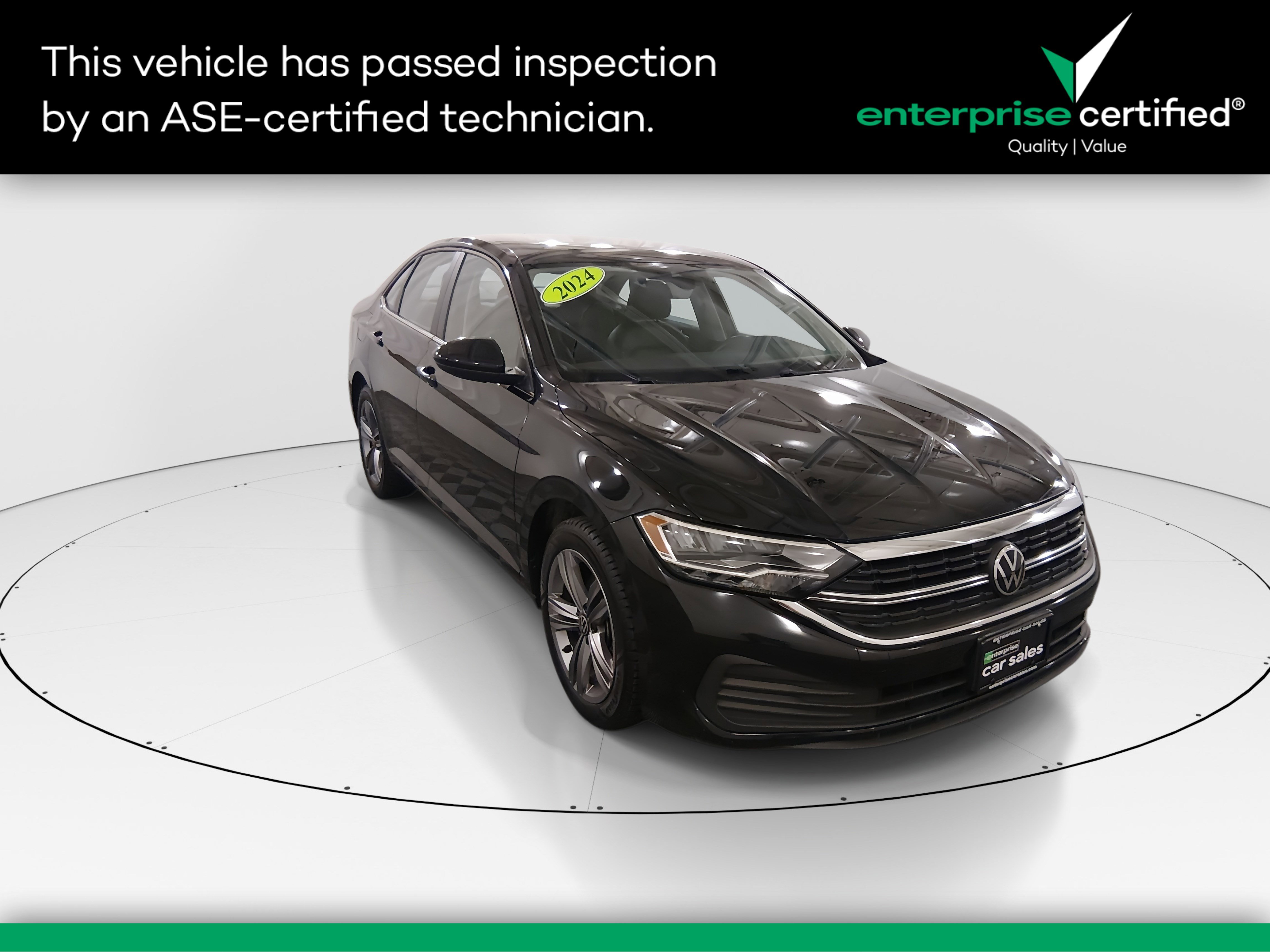 Used 2024 Volkswagen Jetta SE Auto
