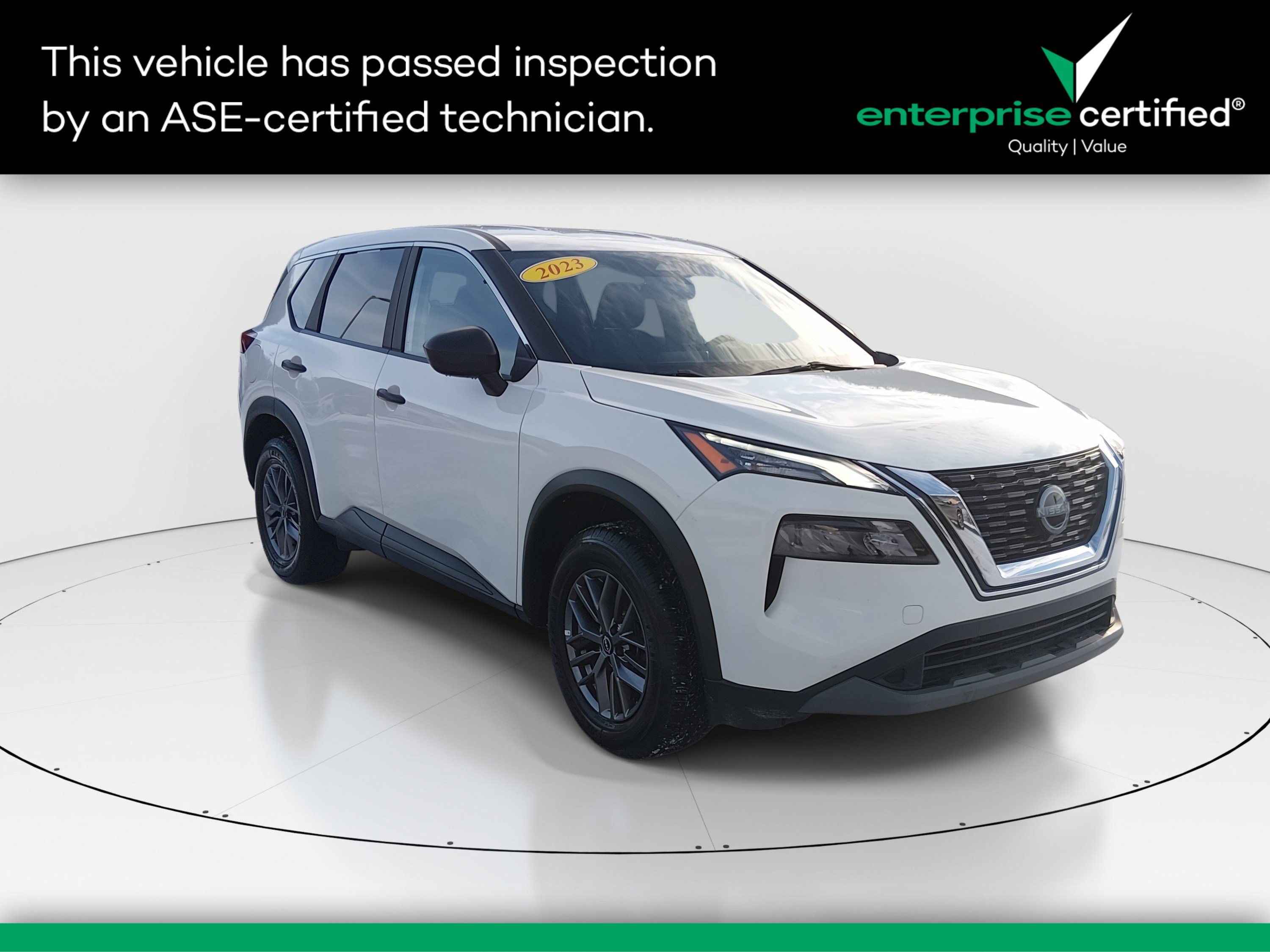 2023 Nissan Rogue S's photo