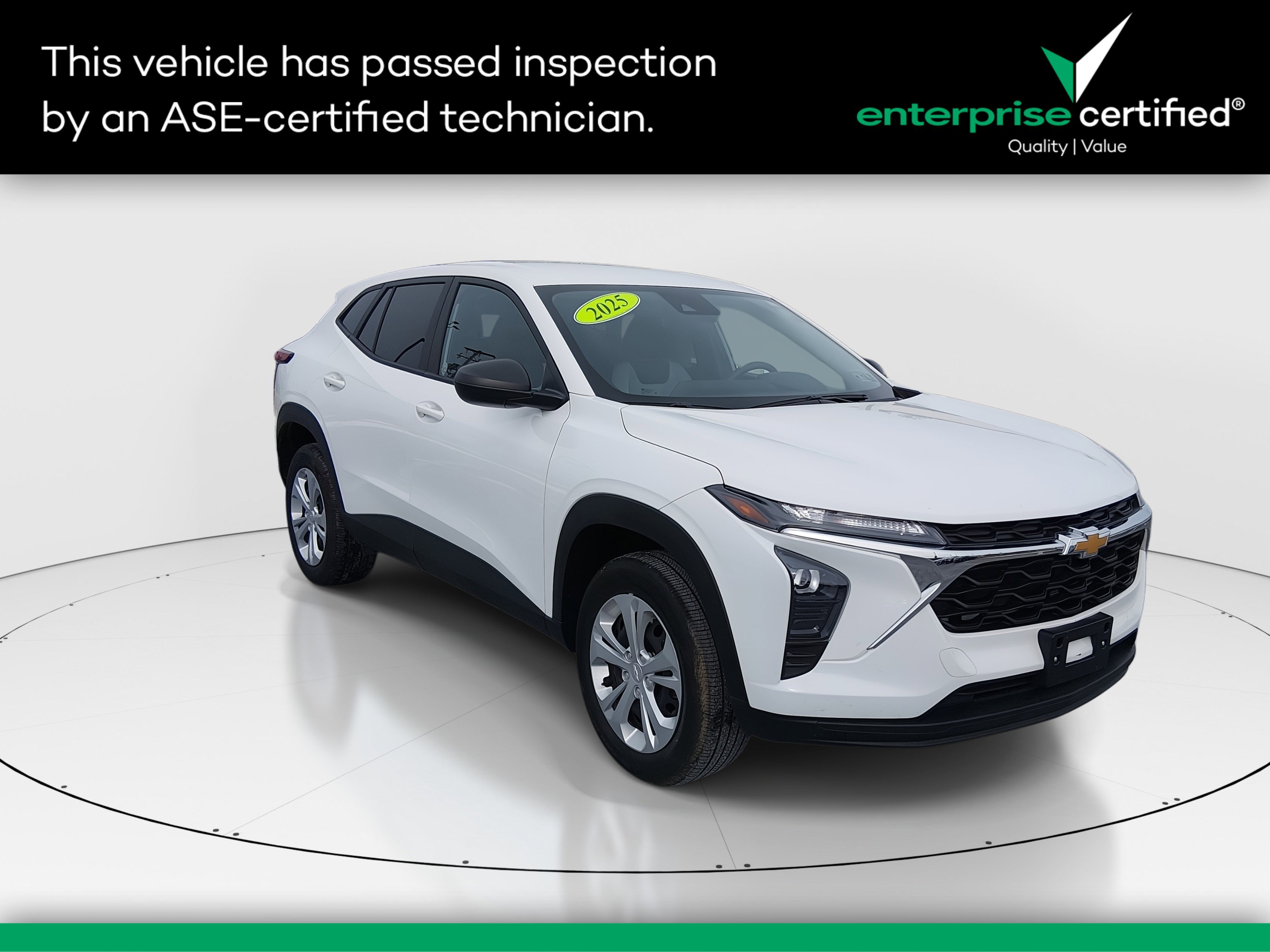 2025 Chevrolet Trax LS's photo