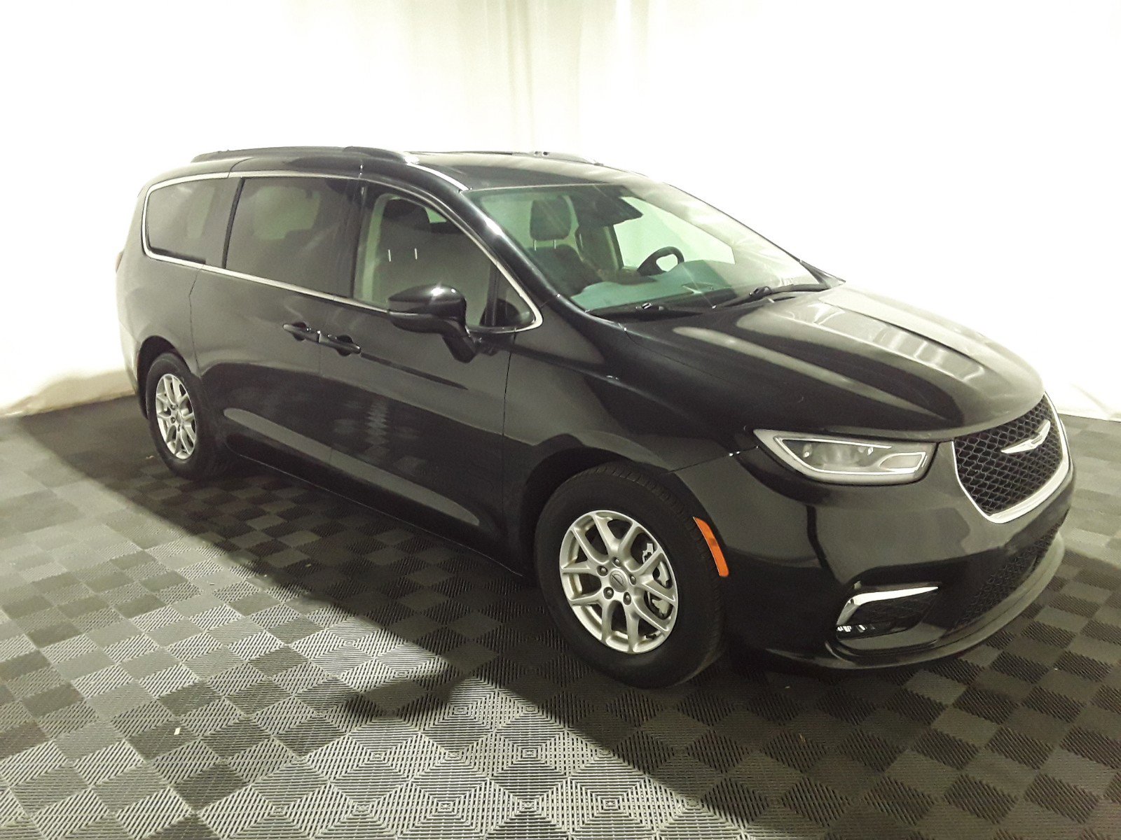 2022 Chrysler Pacifica Touring L FWD