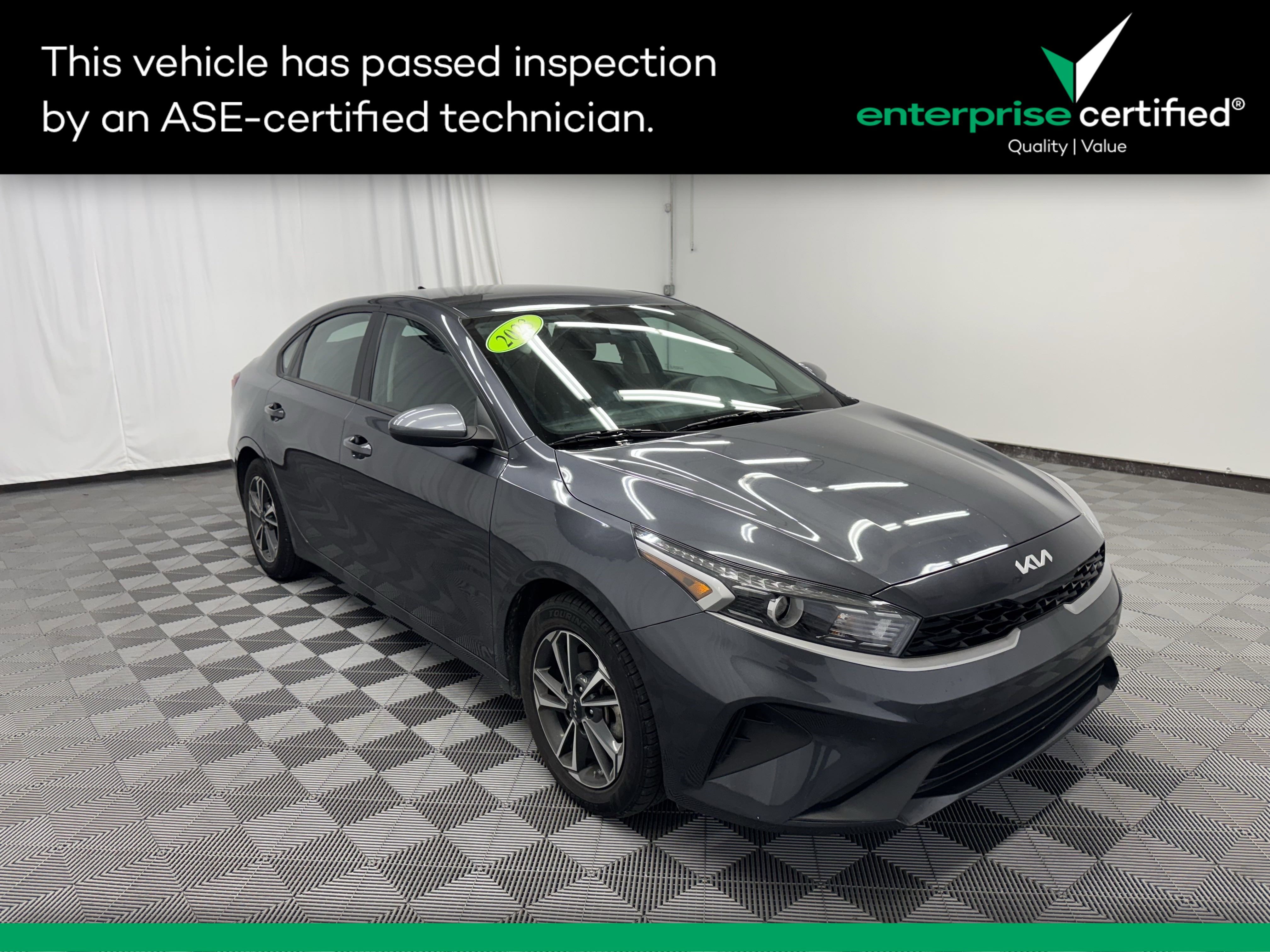 Used 2023 Kia Forte LXS IVT