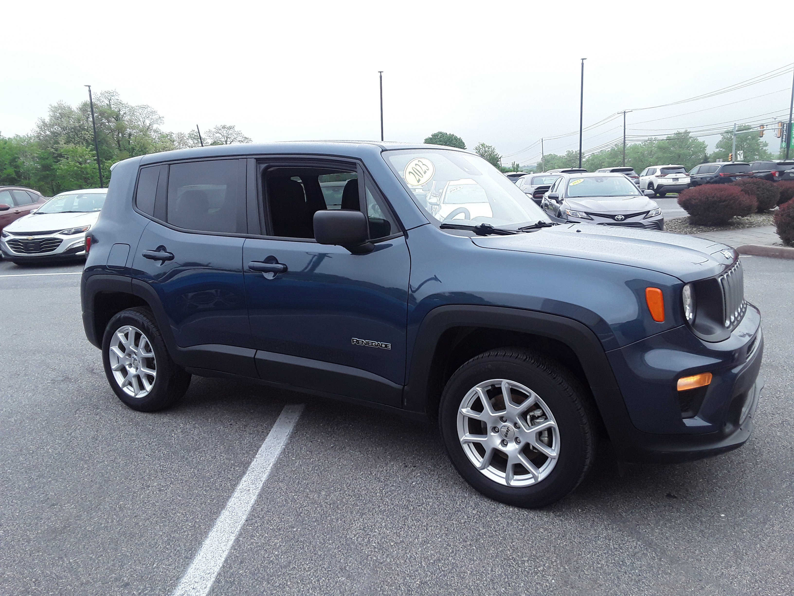 2023 Jeep Renegade Latitude 4x4