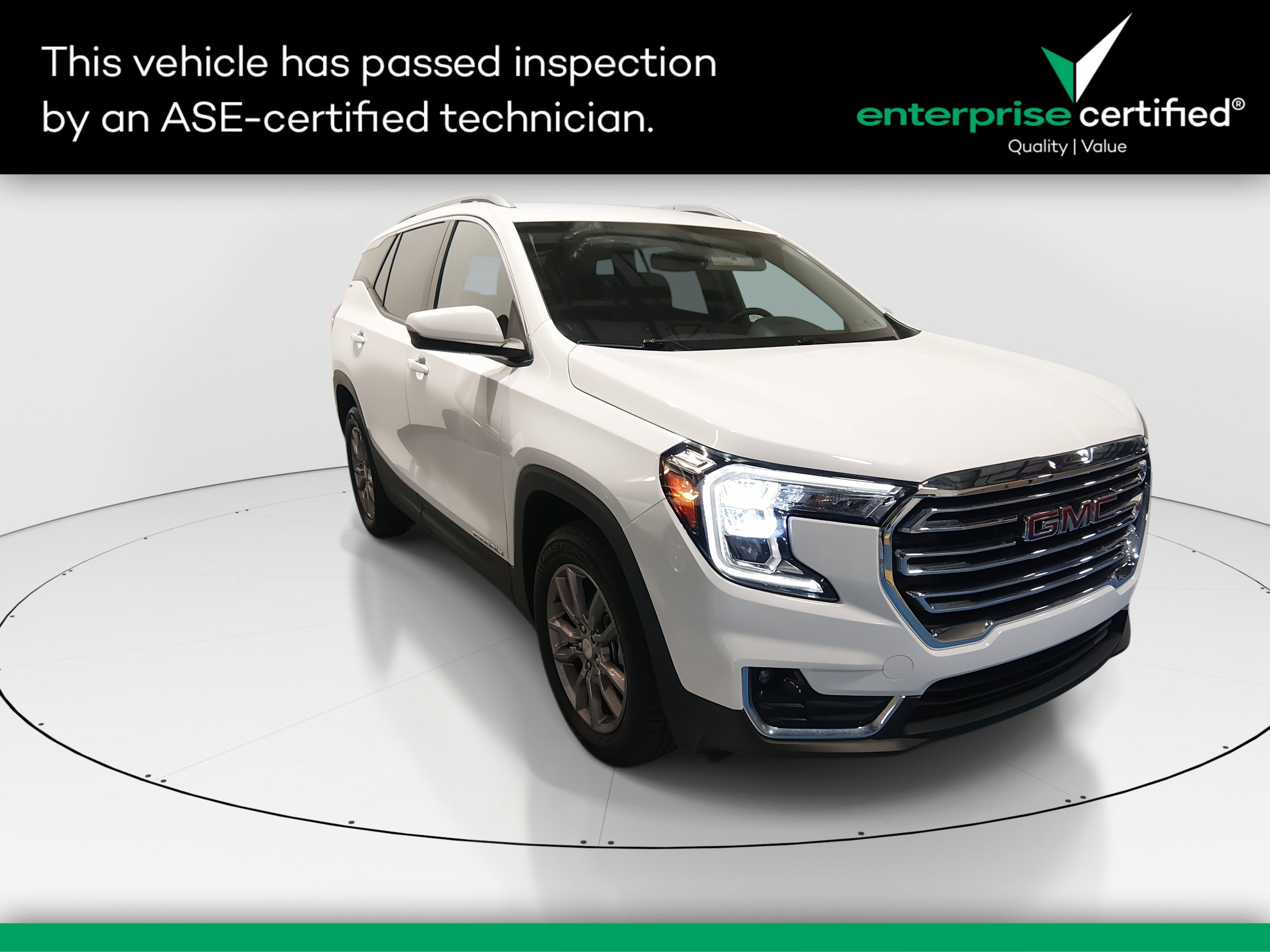 2023 GMC Terrain SLT's photo