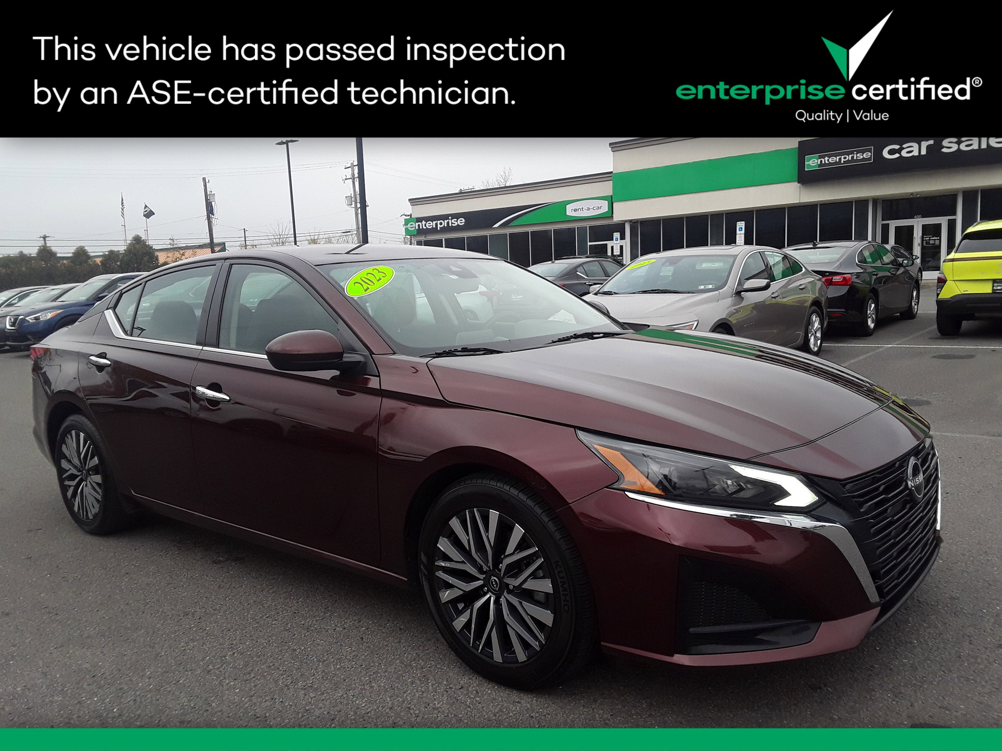 Used 2023 Nissan Altima 2.5 SV Sedan