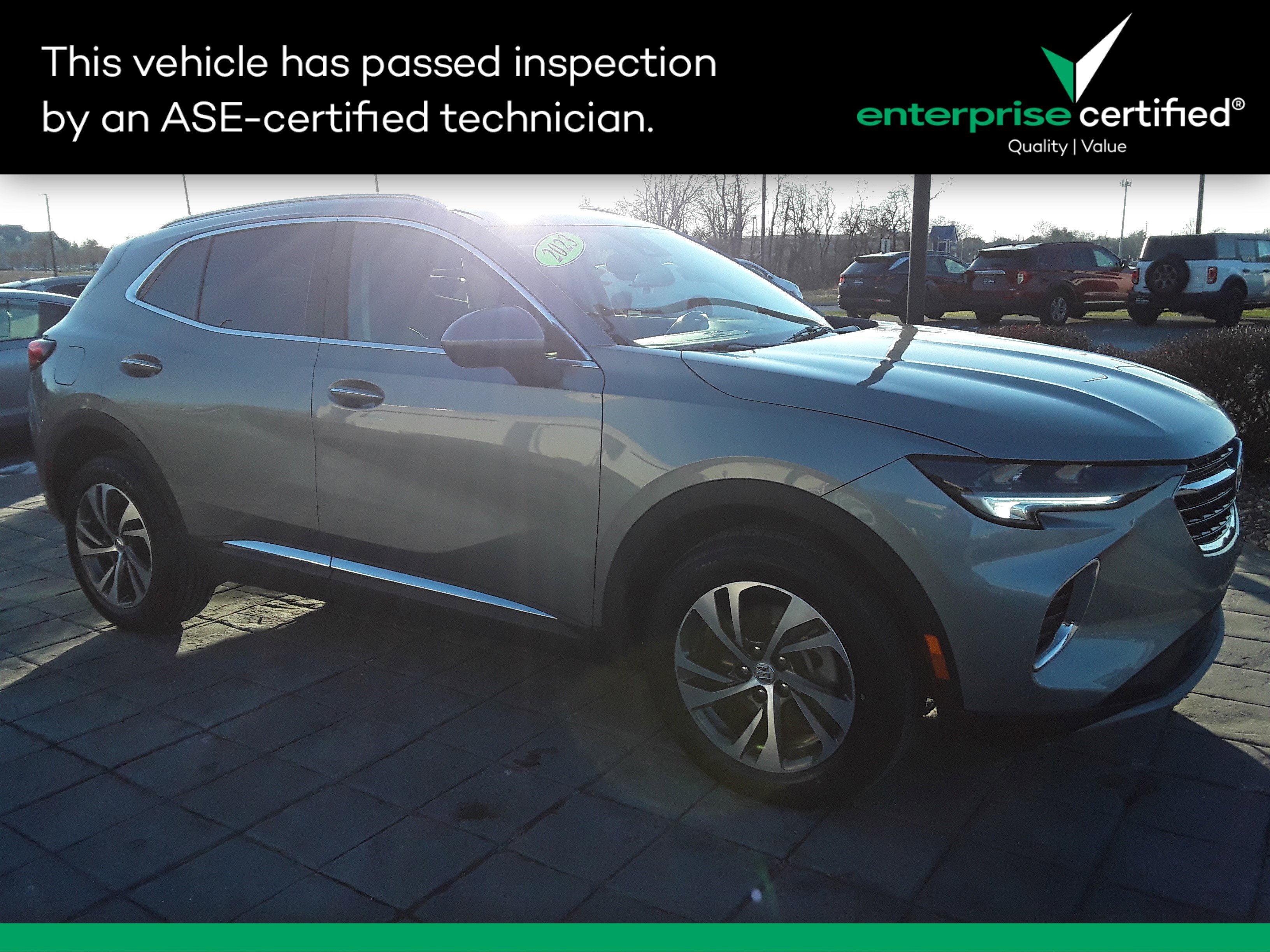 2023 Buick Envision Essence's photo