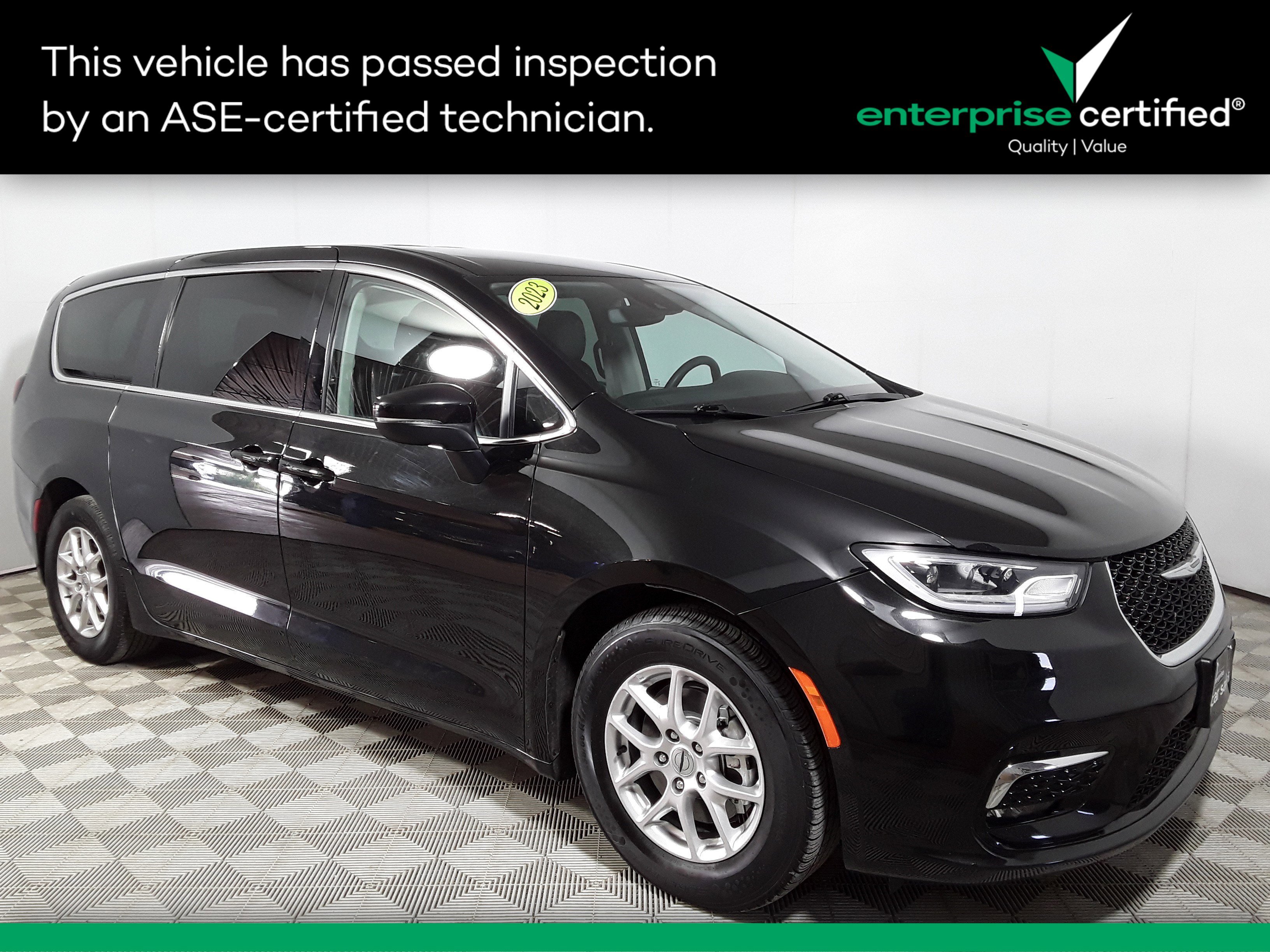 2023 Chrysler Pacifica Touring L FWD