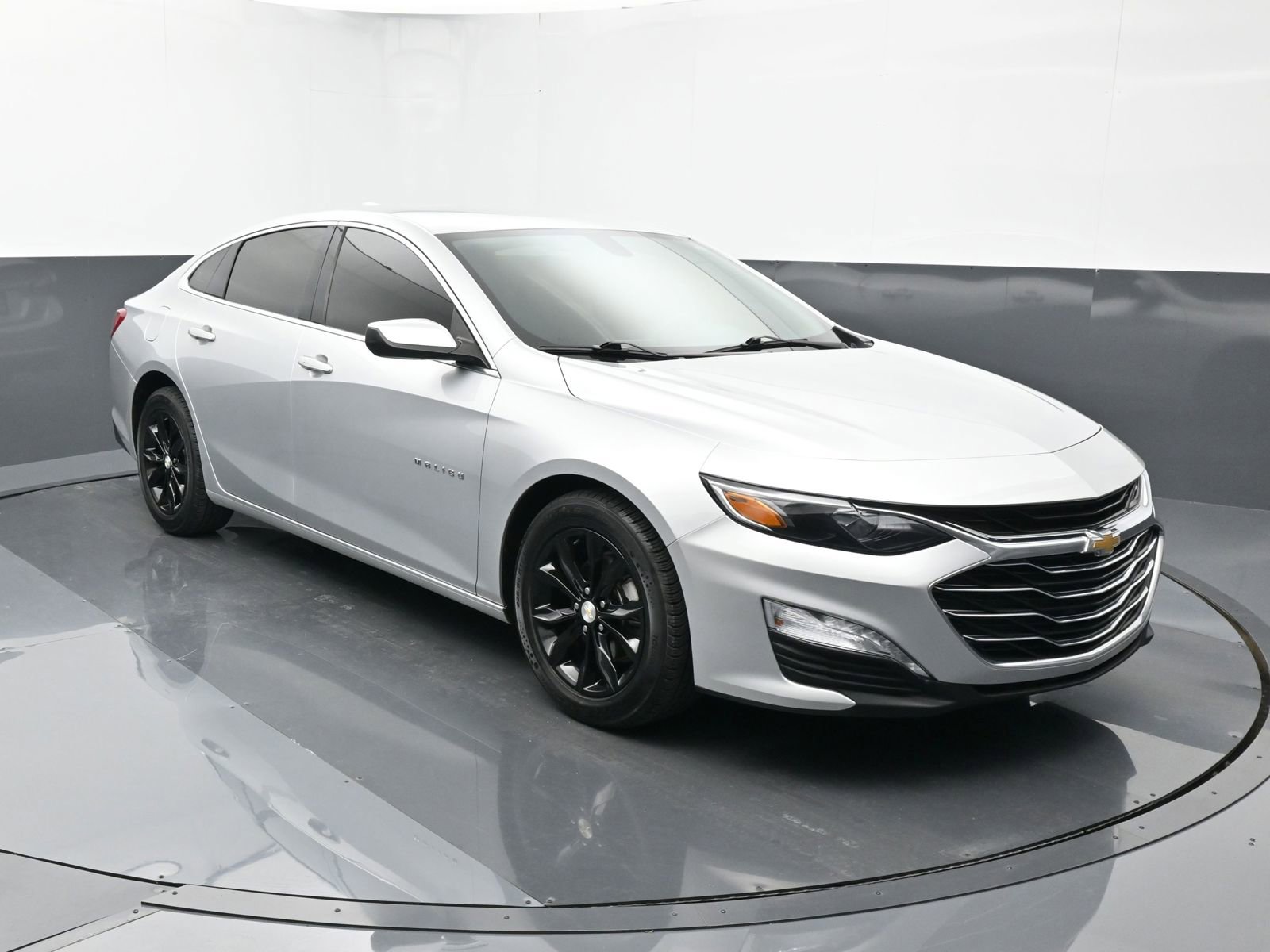 2022 Chevrolet Malibu 4dr Sdn LT