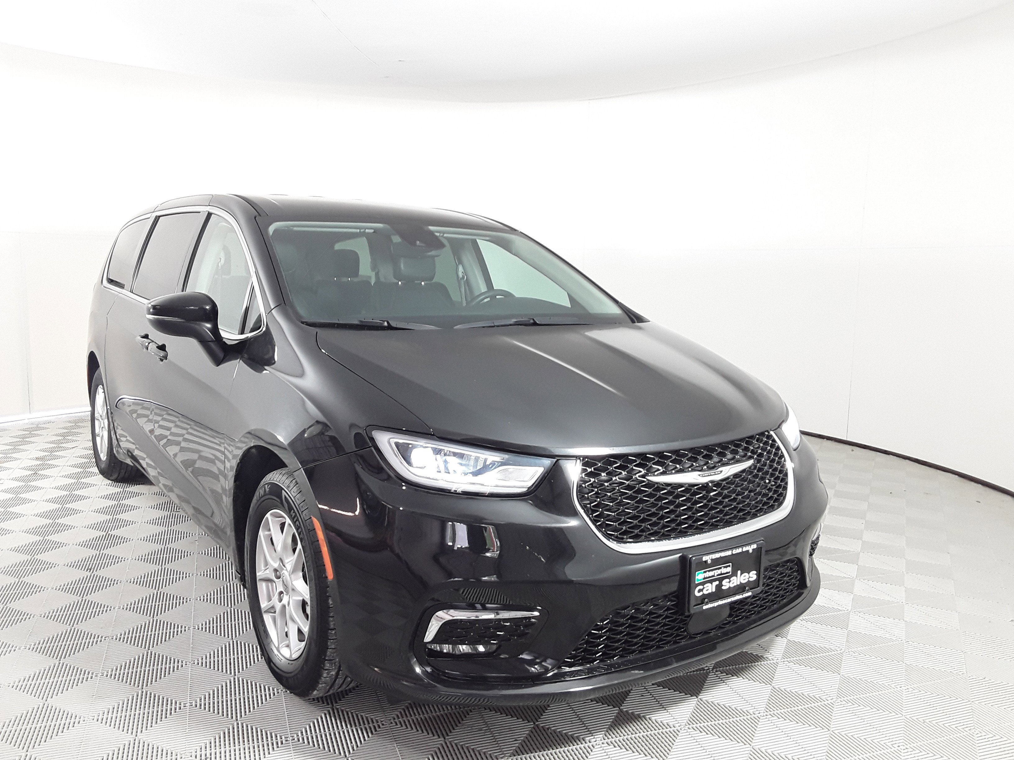 2023 Chrysler Pacifica Touring L FWD