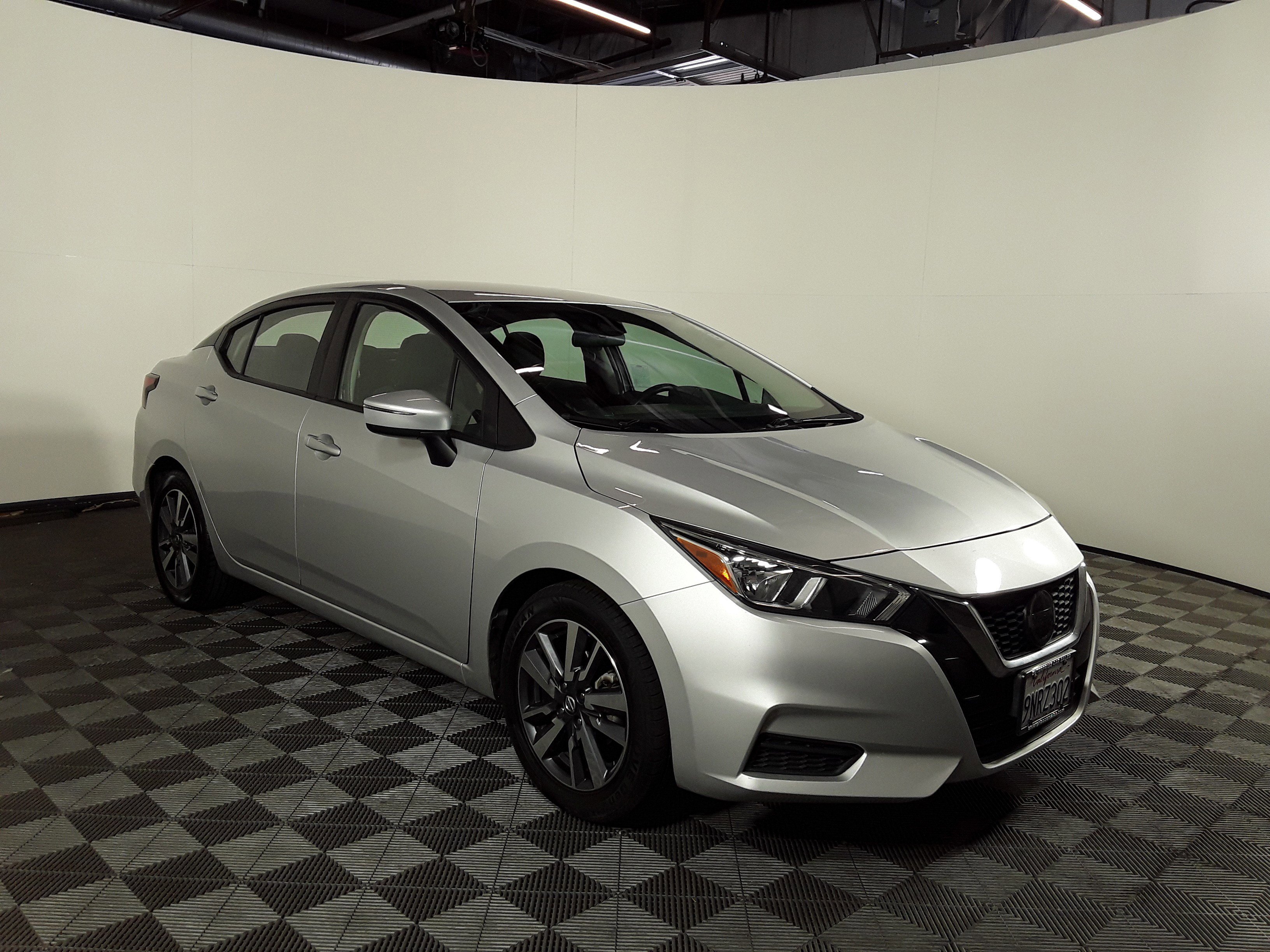 Used 2020 Nissan Versa SV CVT