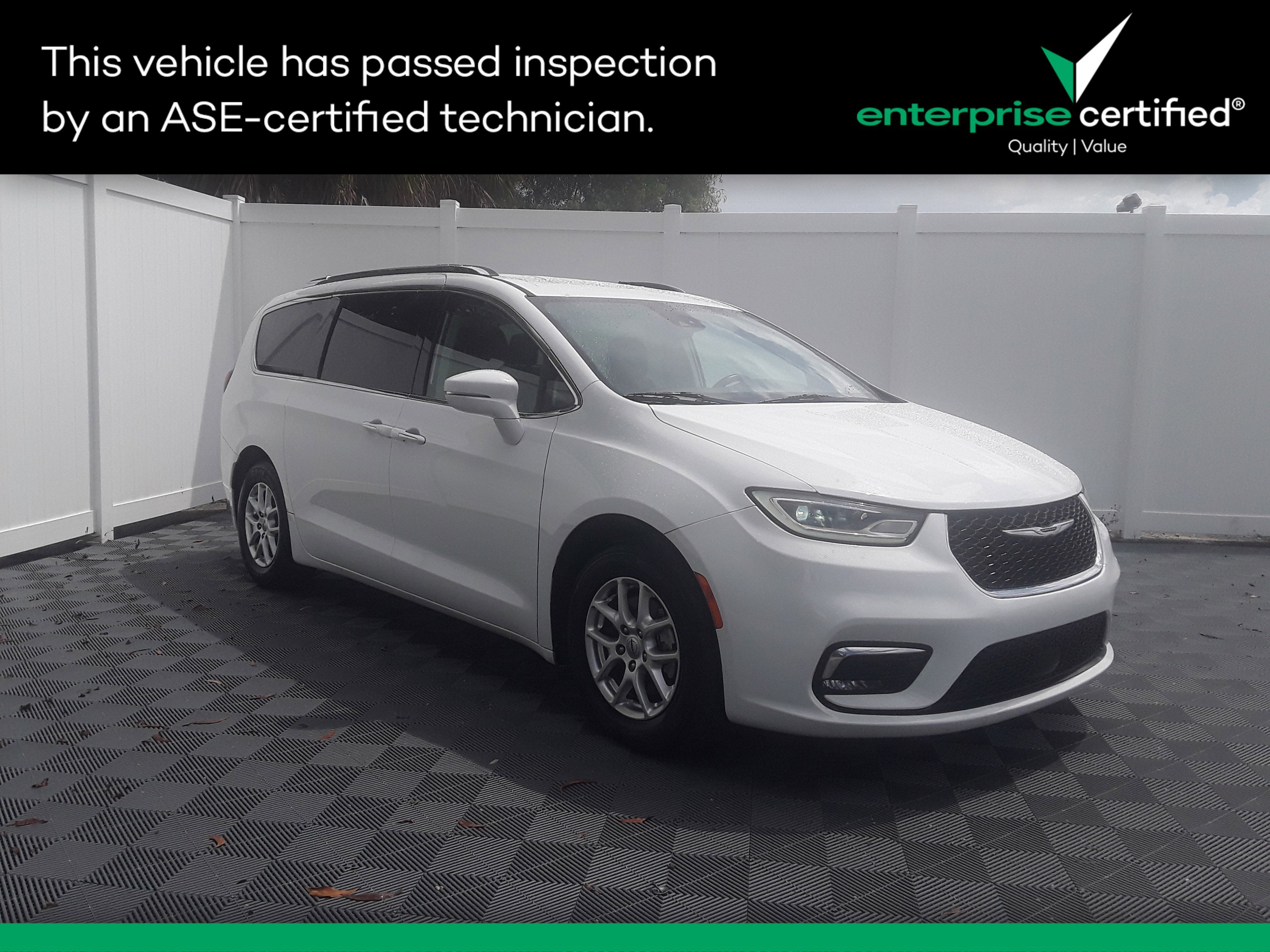 Used 2021 Chrysler Pacifica Touring L FWD