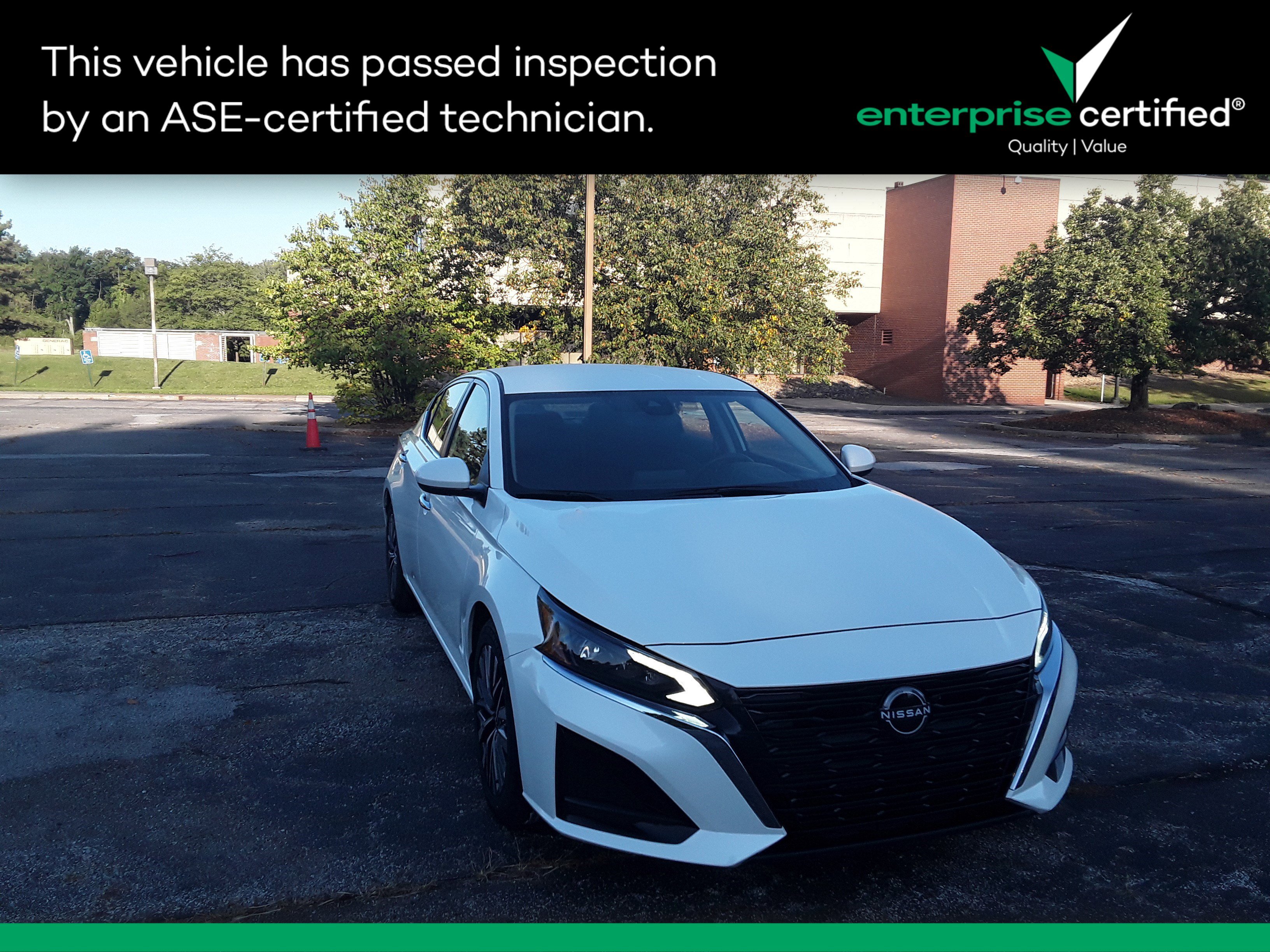 Used 2023 Nissan Altima 2.5 SV Sedan